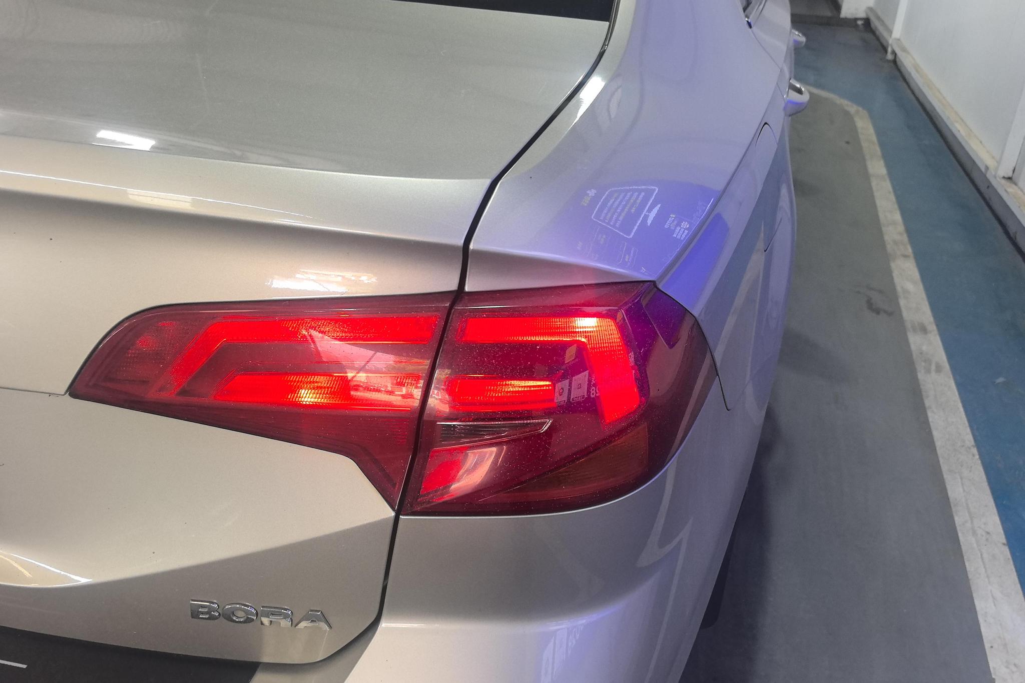 Volkswagen Bora 2019 1.5L AT Fashion VI