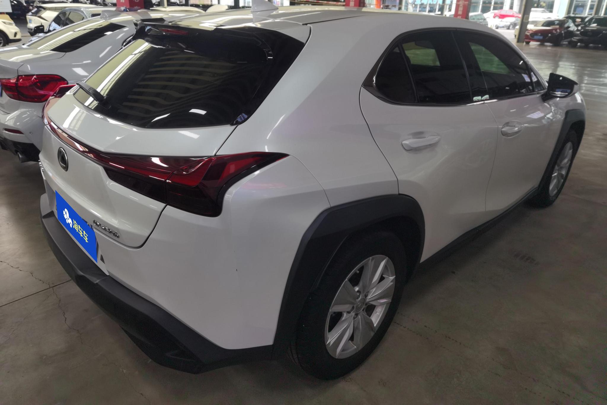 Lexus UX id 4438208 из Китая 8