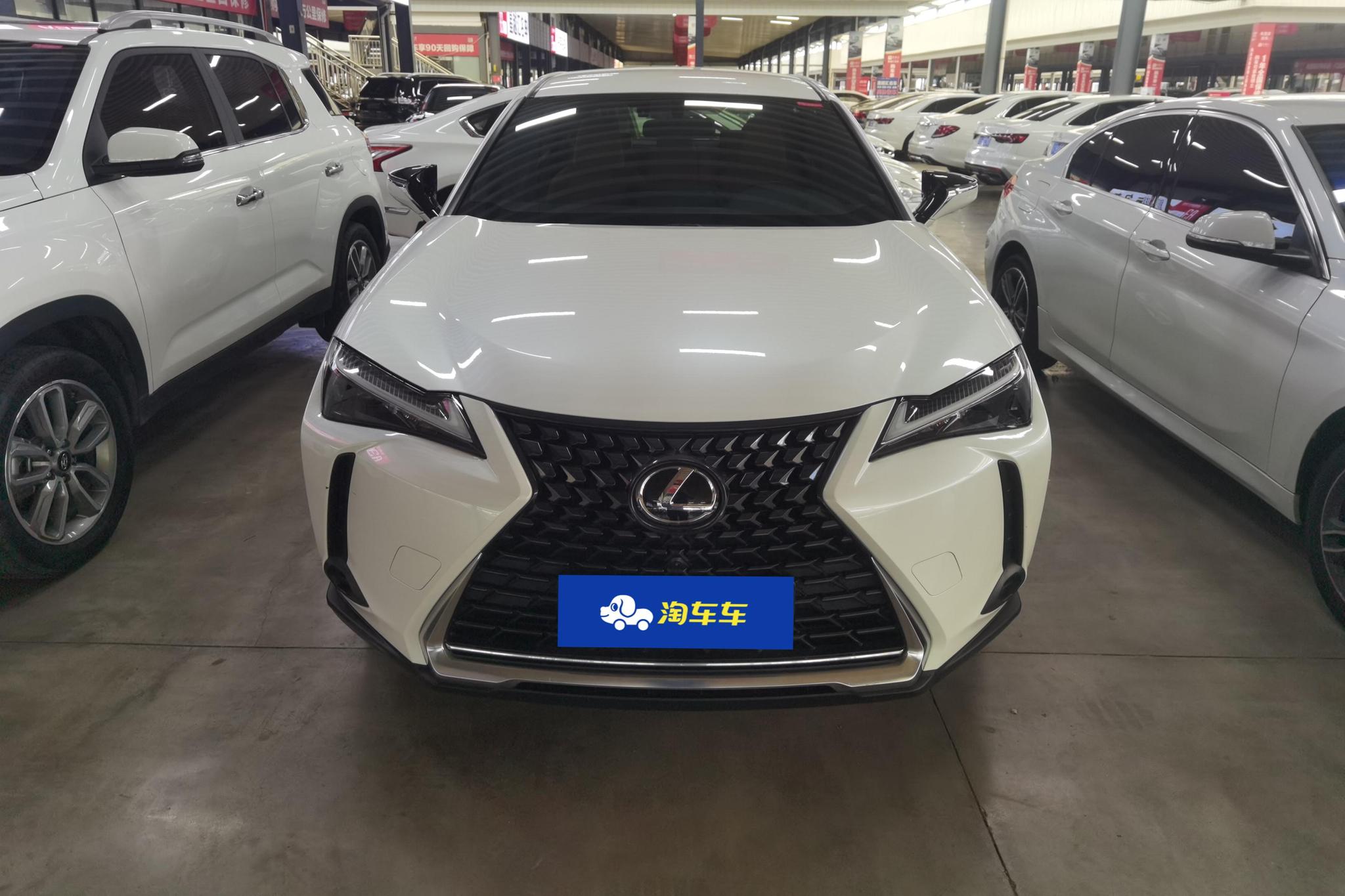 Lexus UX id 4438208 из Китая 10