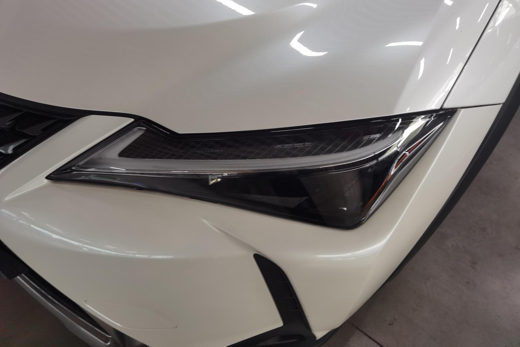 Lexus UX id 4438208 из Китая 13