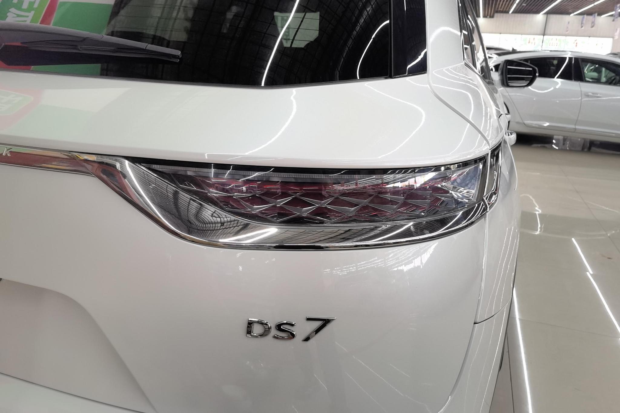 DS 7 2018 45THP