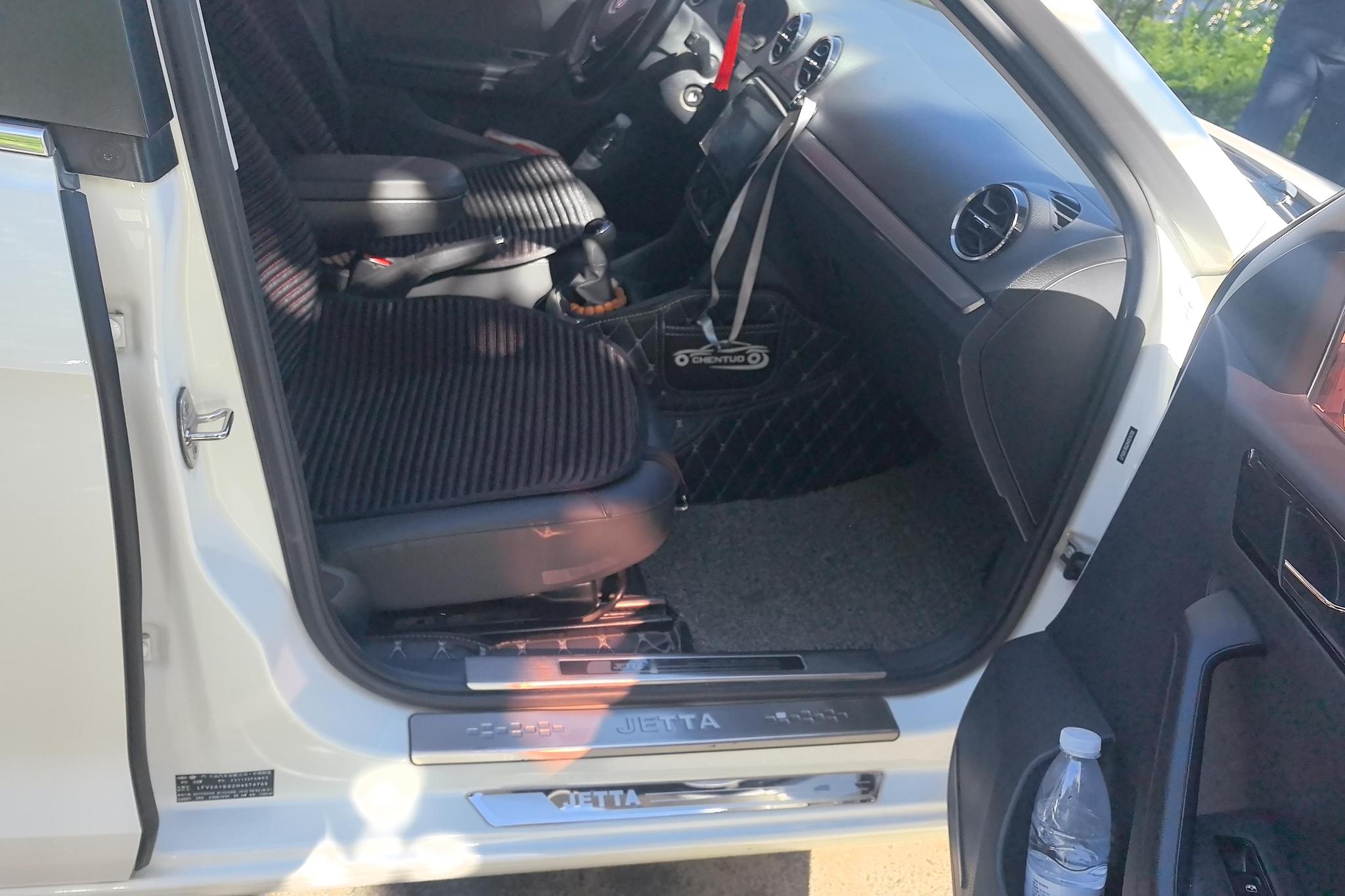 Volkswagen Jetta 2017 1.4L MT Comfort
