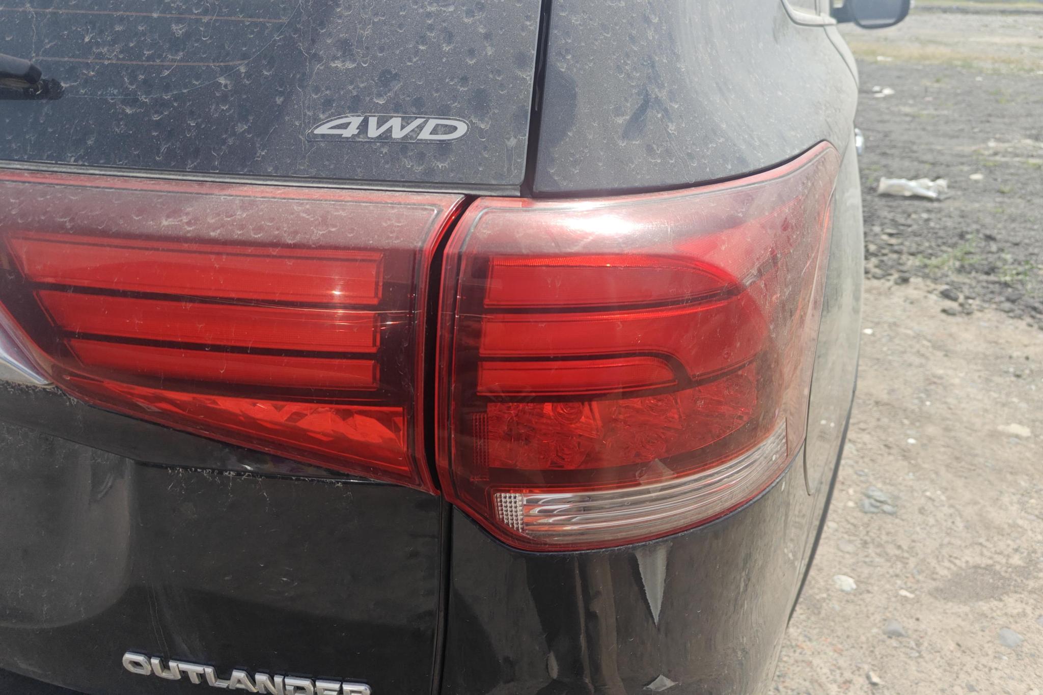 Mitsubishi Outlander 2020 2.4L 5 мест