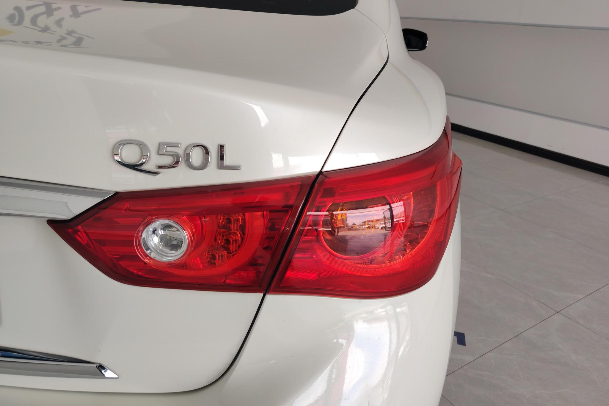 Infiniti Q50L 2015 2.0T Enjoy