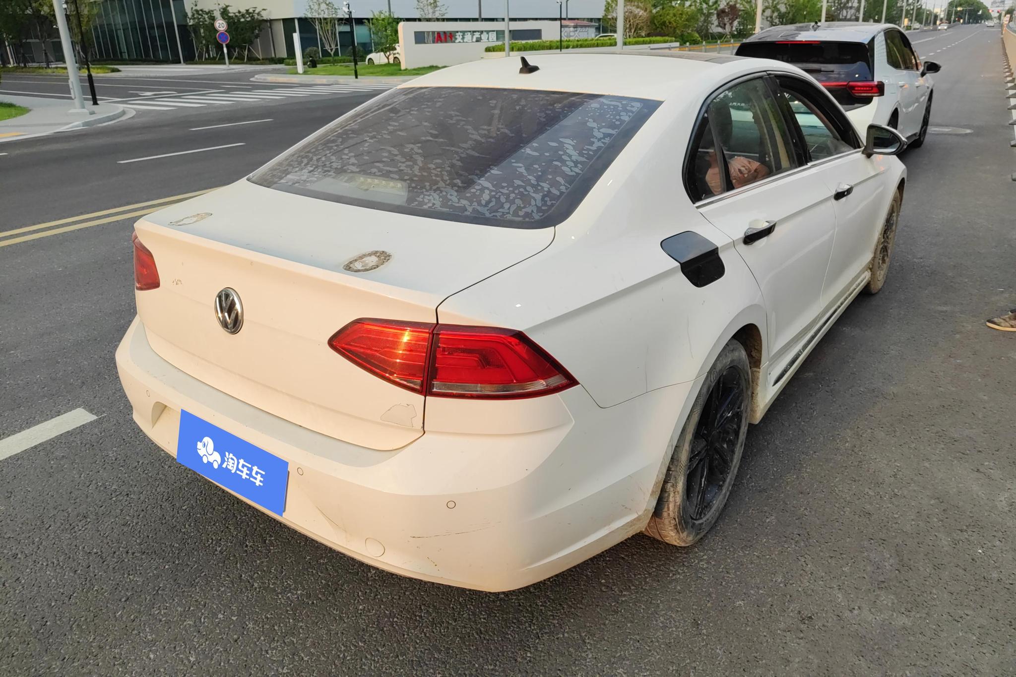 Volkswagen Lamando 2018 280TSI DSG Comfort