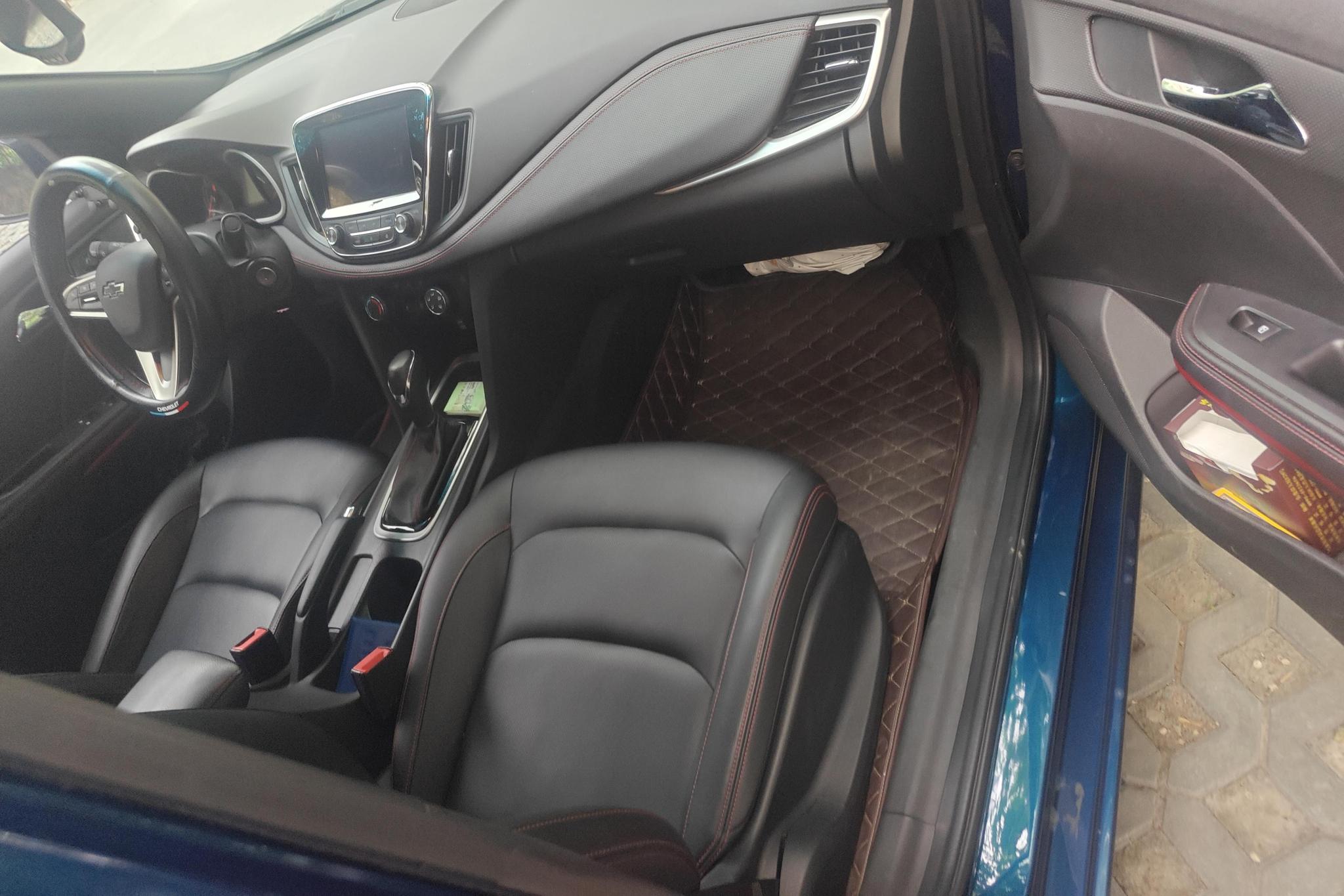 Chevrolet Monza 2019 RS 330T AT