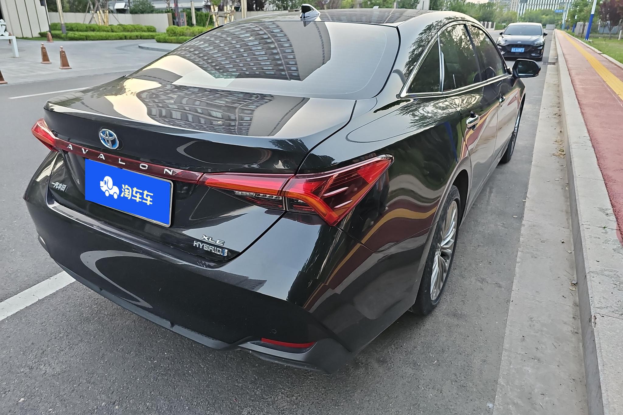 Toyota Avalon 2019 2.5L XLE Luxury VI