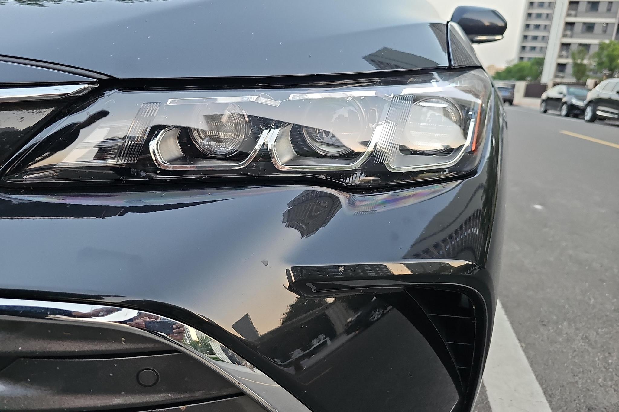 Toyota Avalon 2019 2.5L XLE Luxury VI