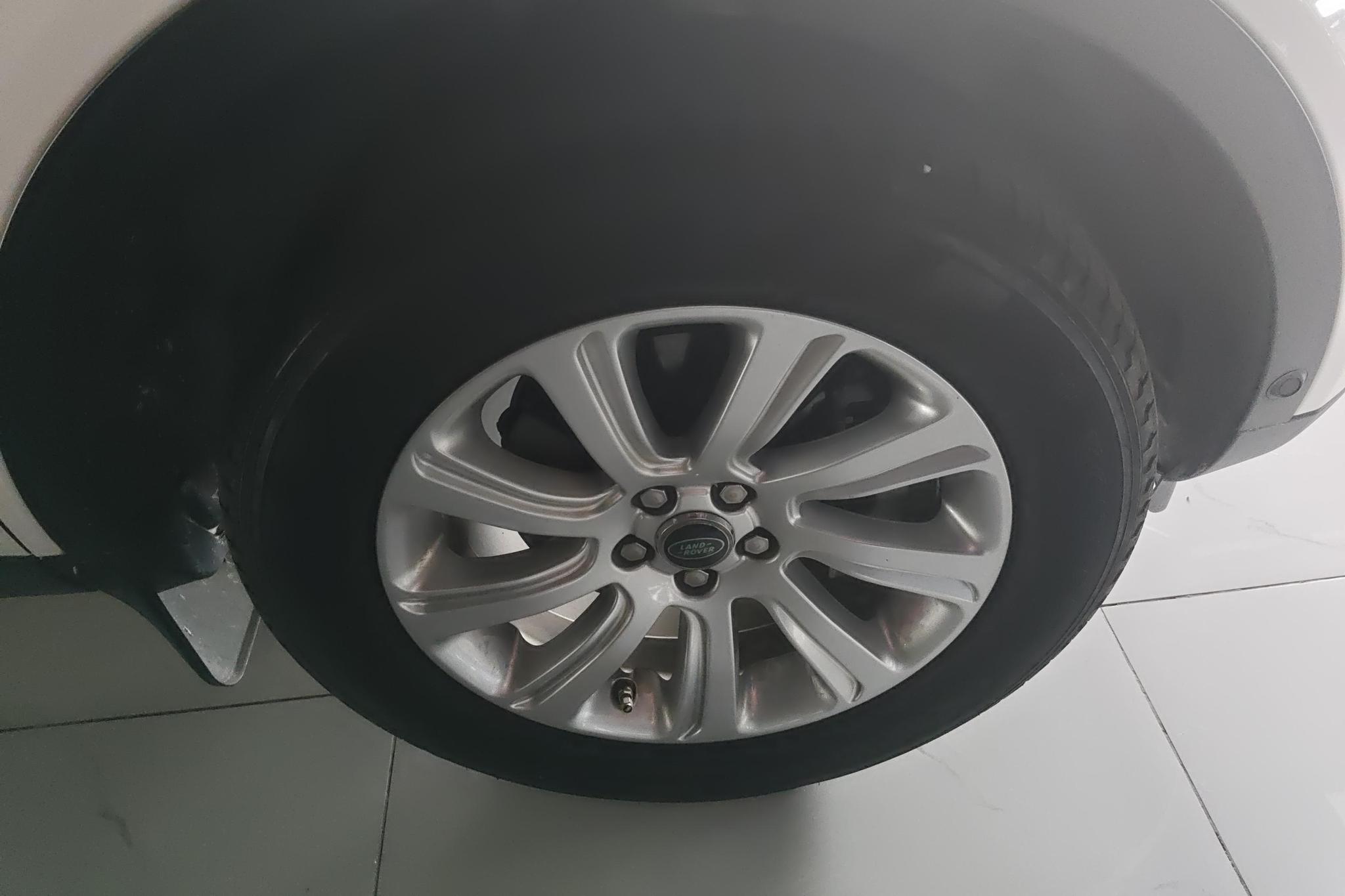 Land Rover Discovery Sport 2019 240PS SE V