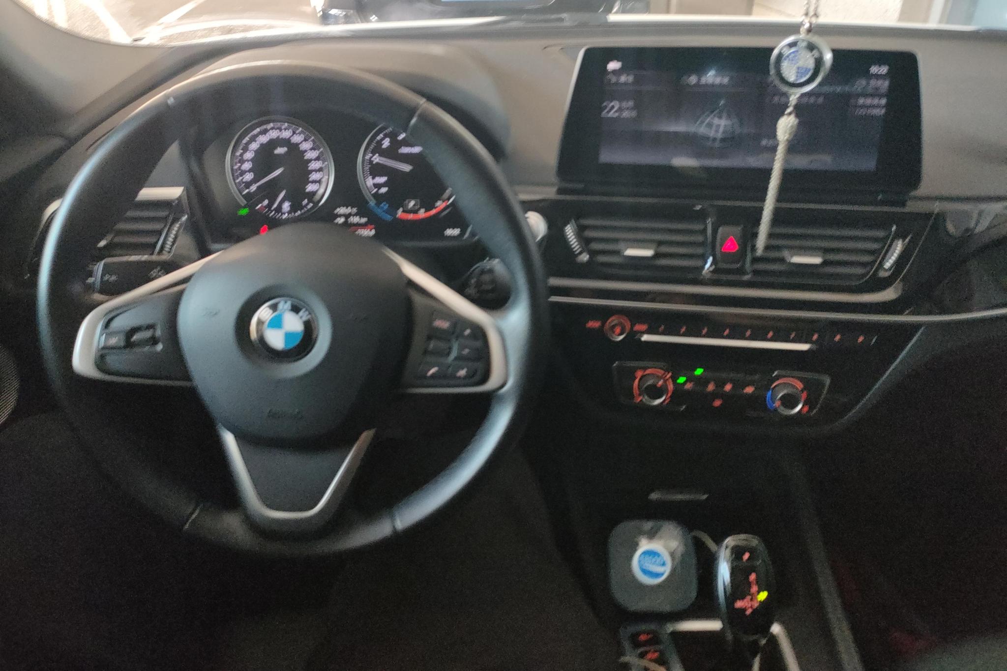 BMW 1 series 2022 Белый из Китая, фото 3