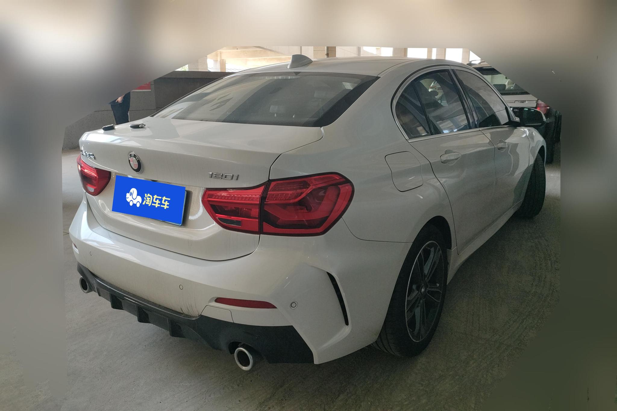 BMW 1 series 2022 Белый из Китая, фото 4