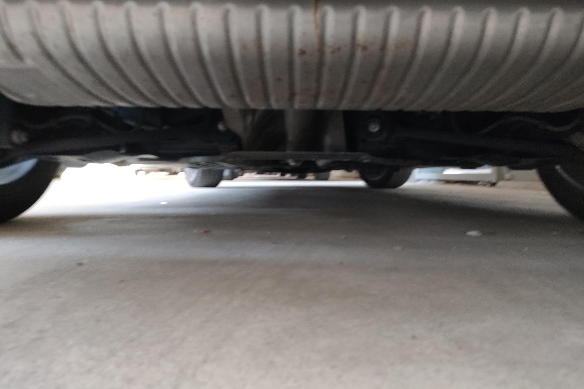 BMW 1 series id 4440101 из Китая 8