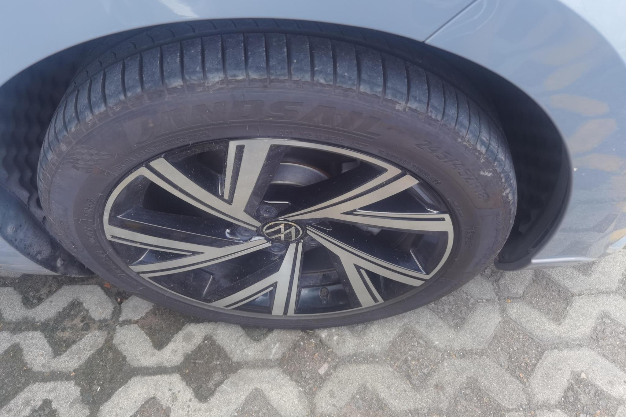 Volkswagen CC id 4439542 из Китая 11