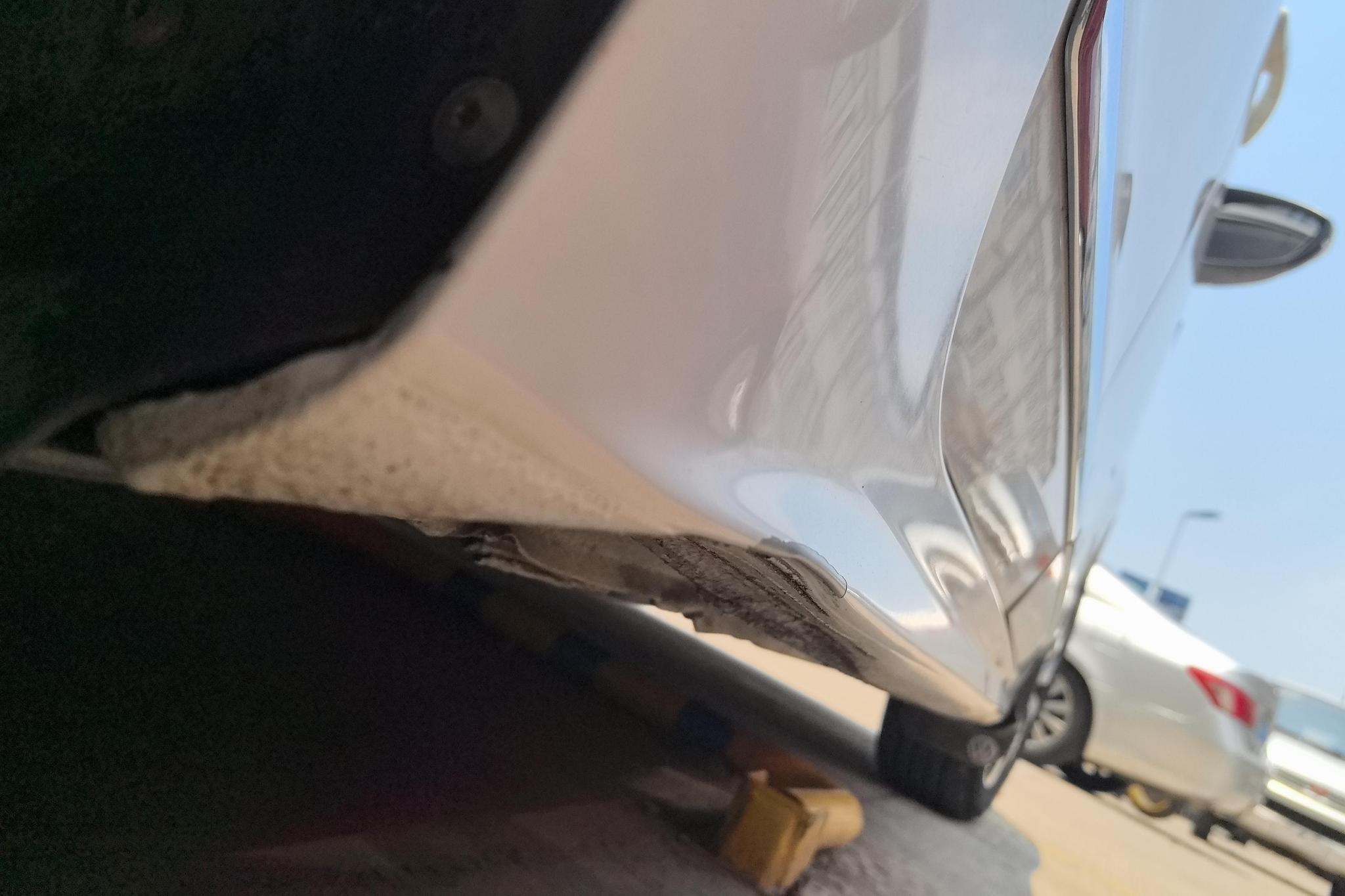 Volkswagen Sagitar 2018 1.6L AT Comfort