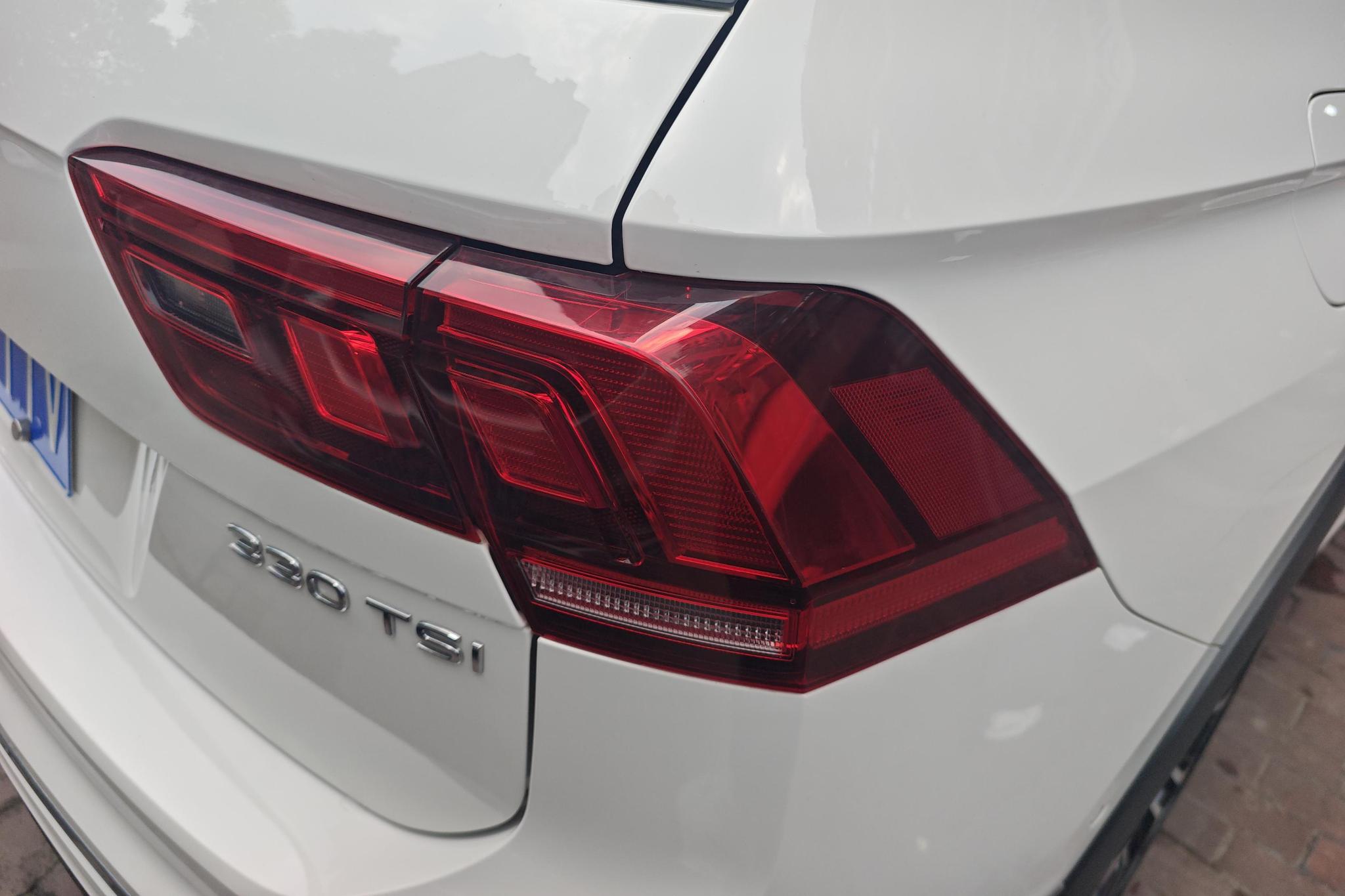 Volkswagen Tiguan L L 2021 330TSI AT R-Line