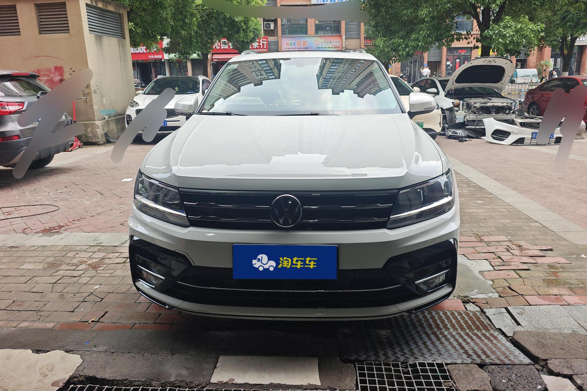Volkswagen Tiguan L L 2021 330TSI AT R-Line