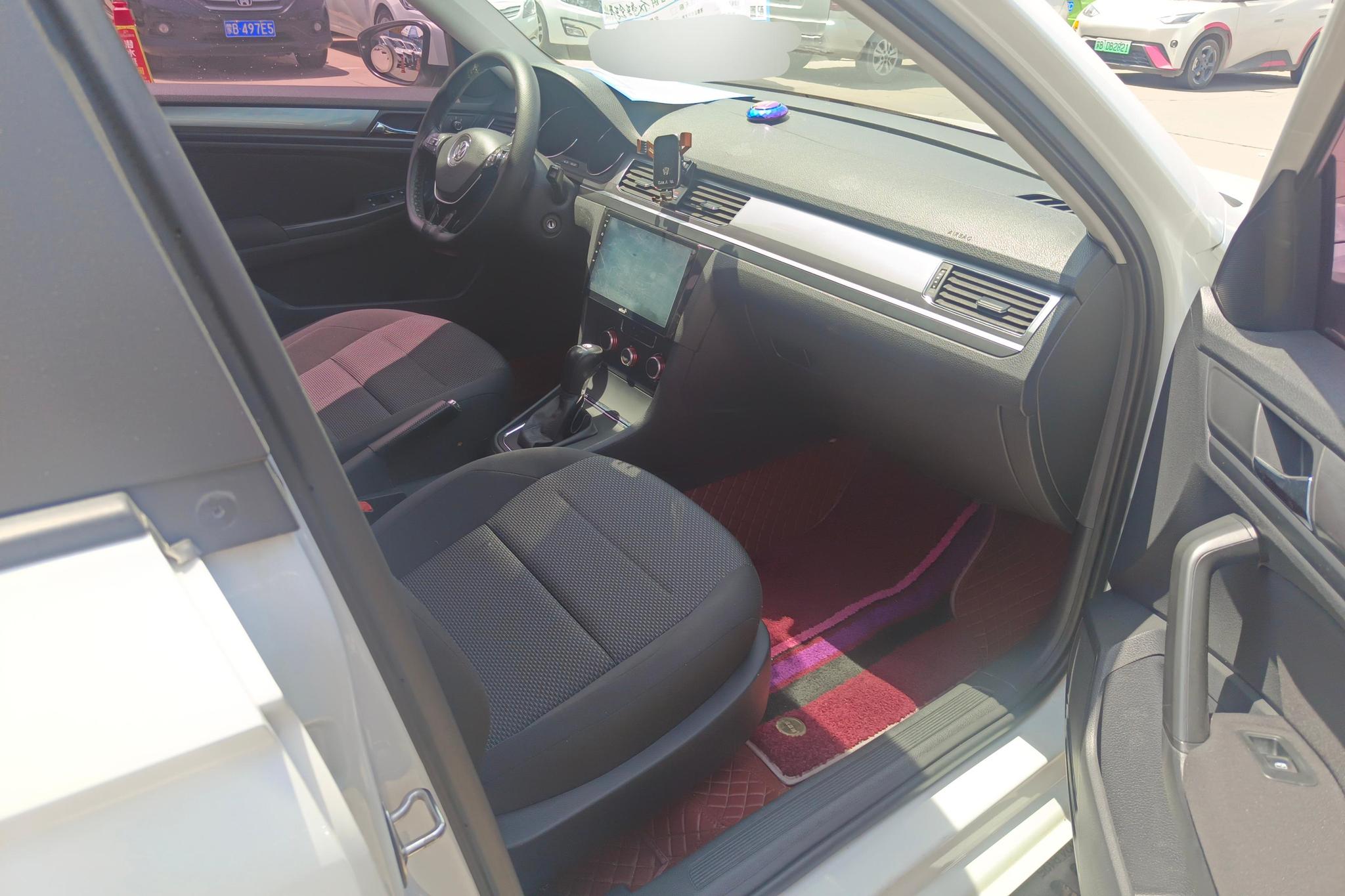 Volkswagen Bora 2016 1.6L AT Fashion