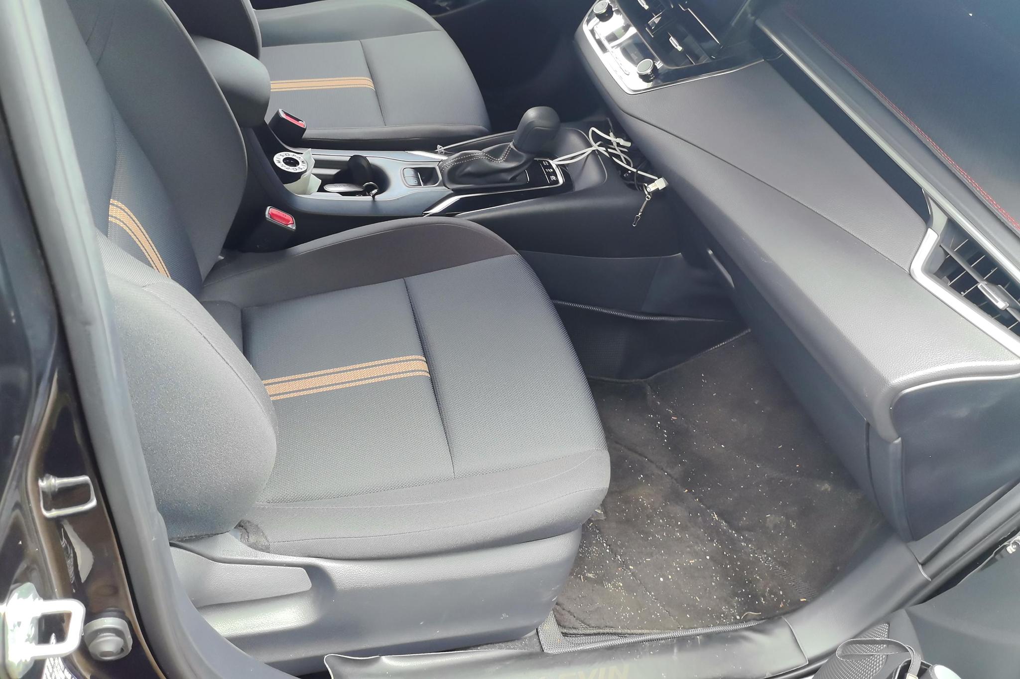 Toyota Corolla Levin 2023 1.8L Luxury