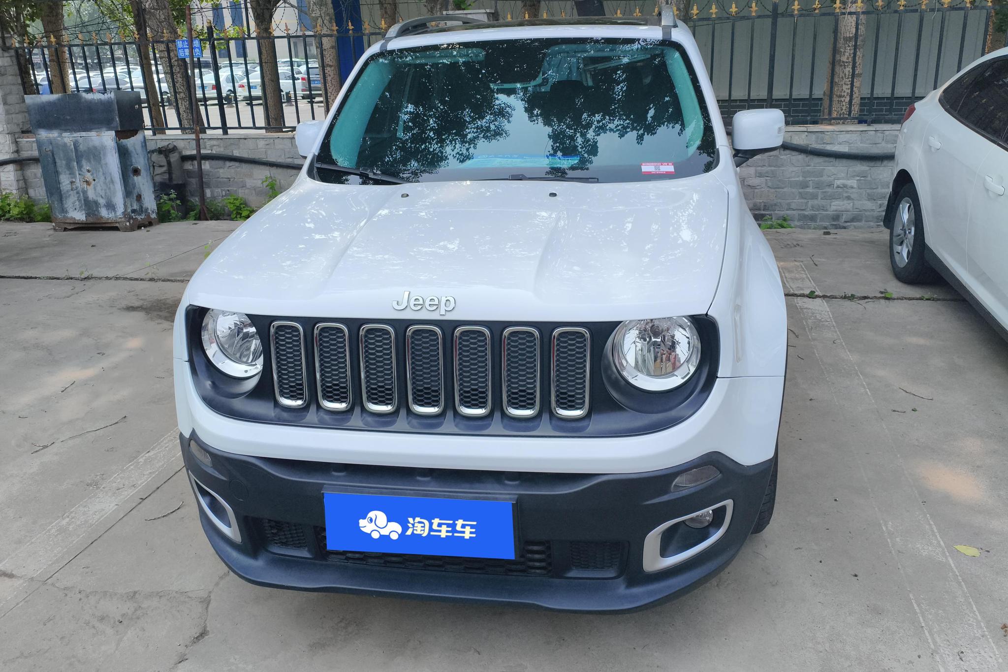 Jeep Renegade 2016 1.4T AT +
