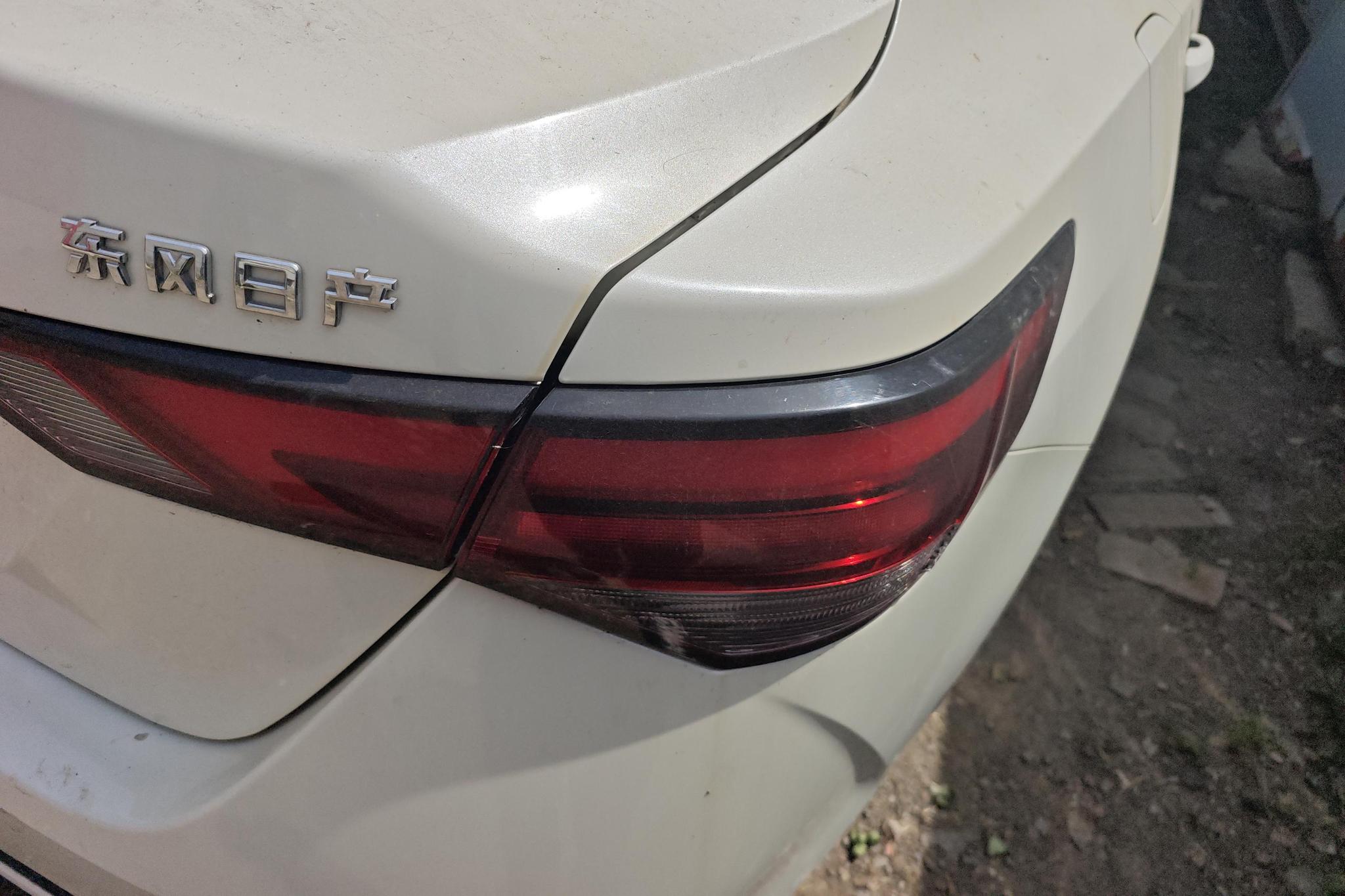 Nissan Xuan Yi id 4439767 из Китая 12