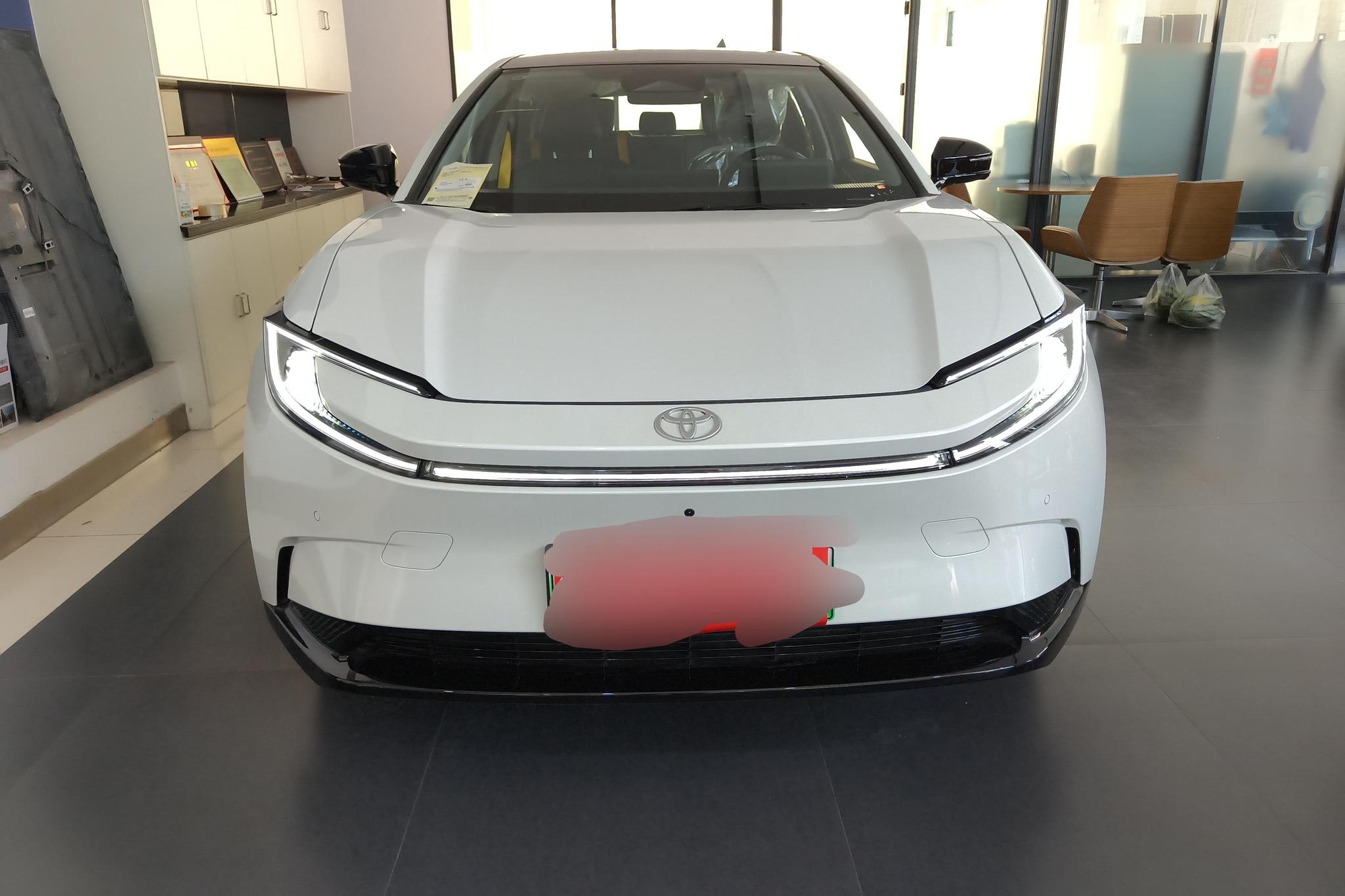 Toyota bZ5 2025 550 PRO