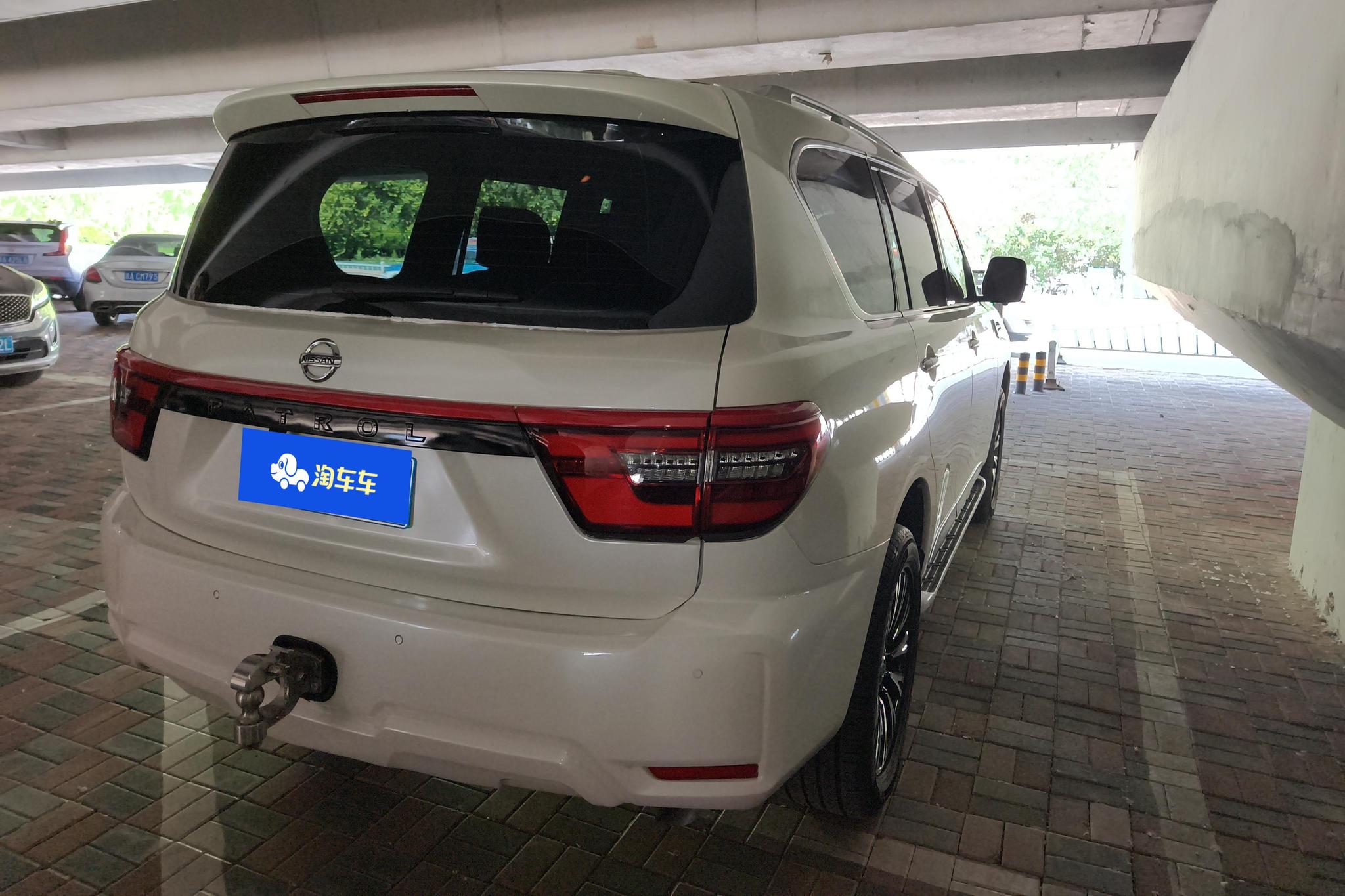 Nissan Patrol 2017 4.0L AT 7 мест