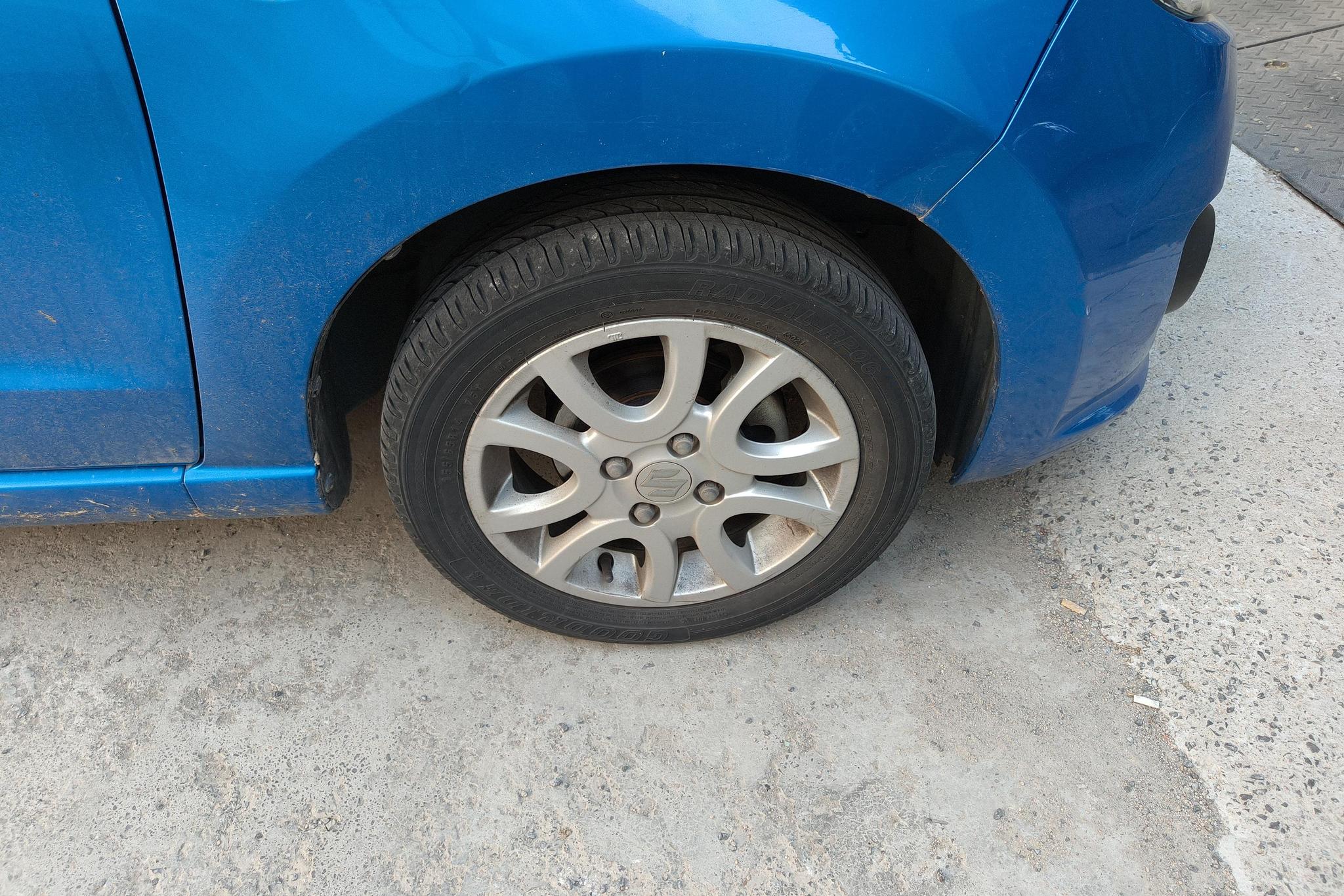 Suzuki Alto 2013 1.0L AT Luxury