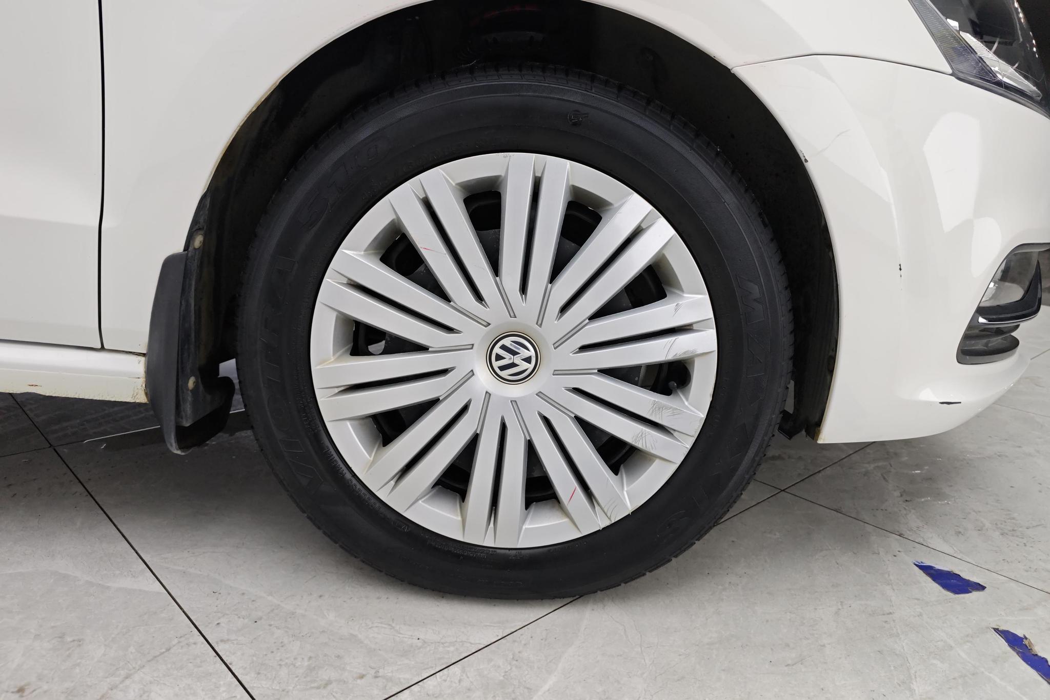 Volkswagen Polo 2018 1.5L AT