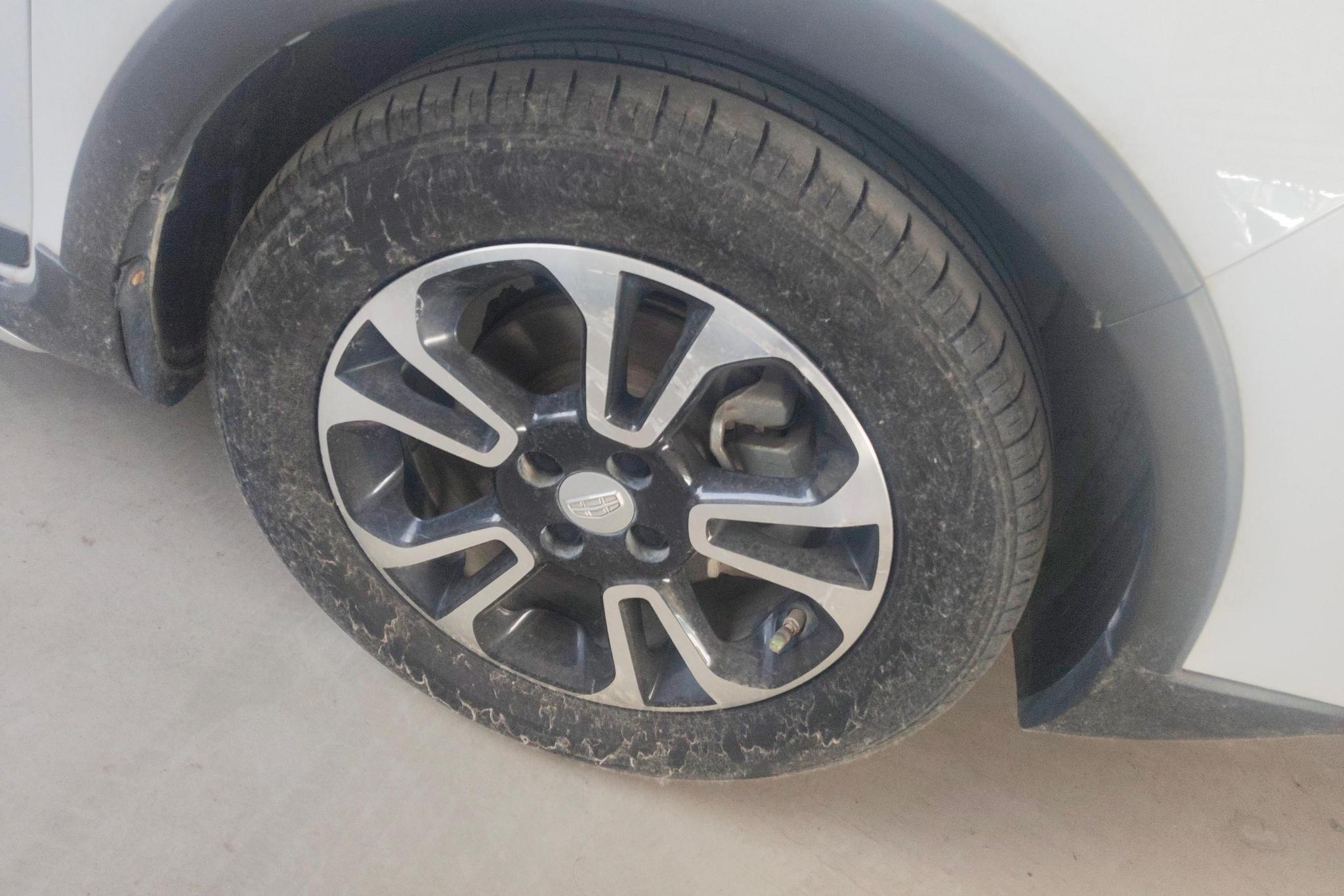 Geely Vision X3 X3 2017 1.5L AT Elite