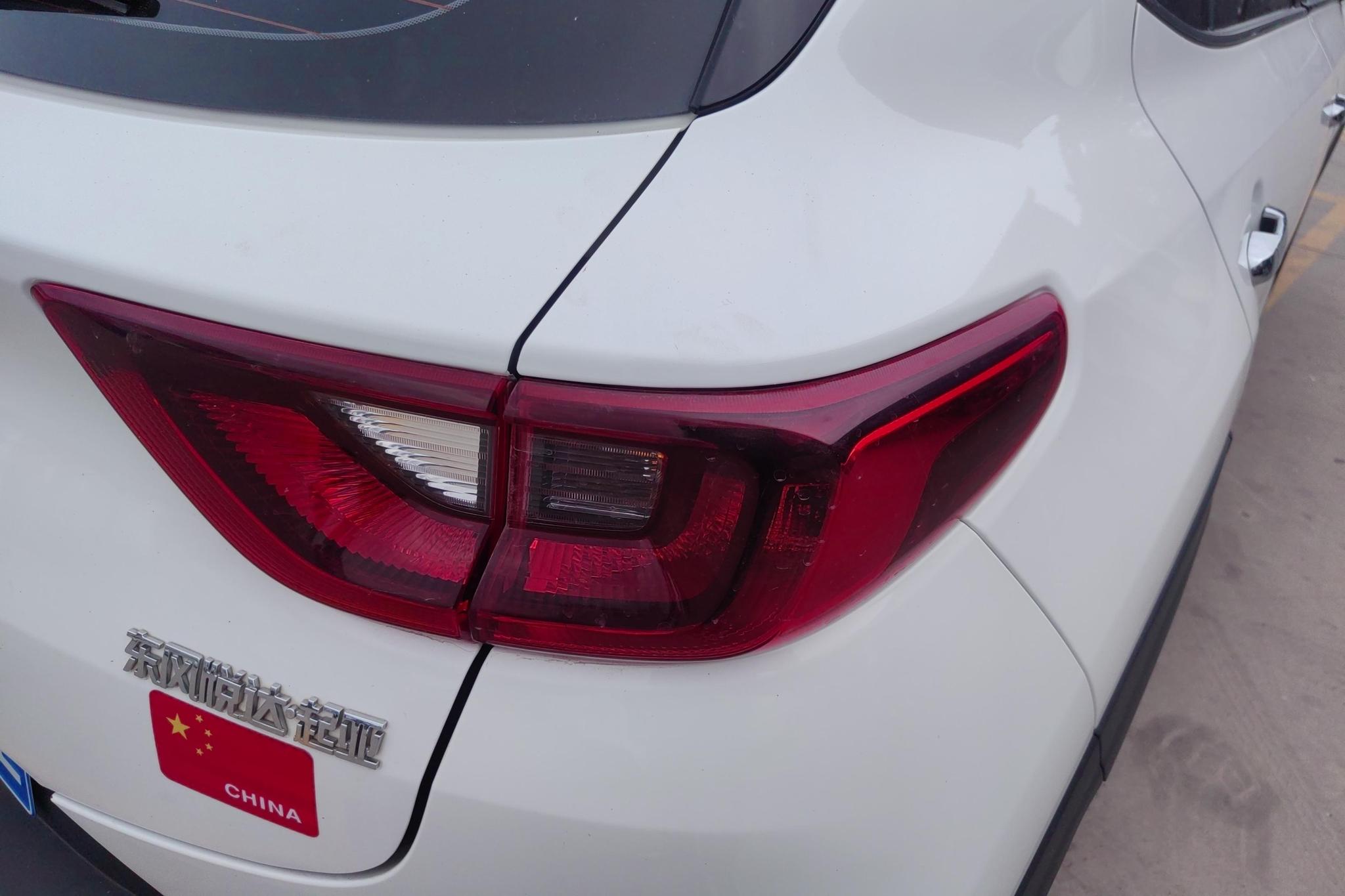 Kia KX1 2019 1.4L AT VI