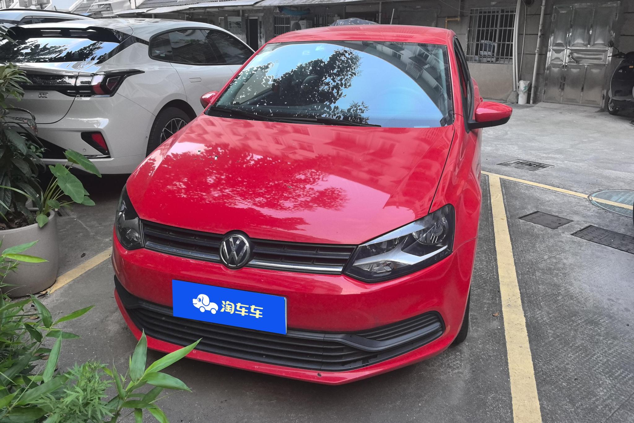 Volkswagen Polo 2016 1.4L AT