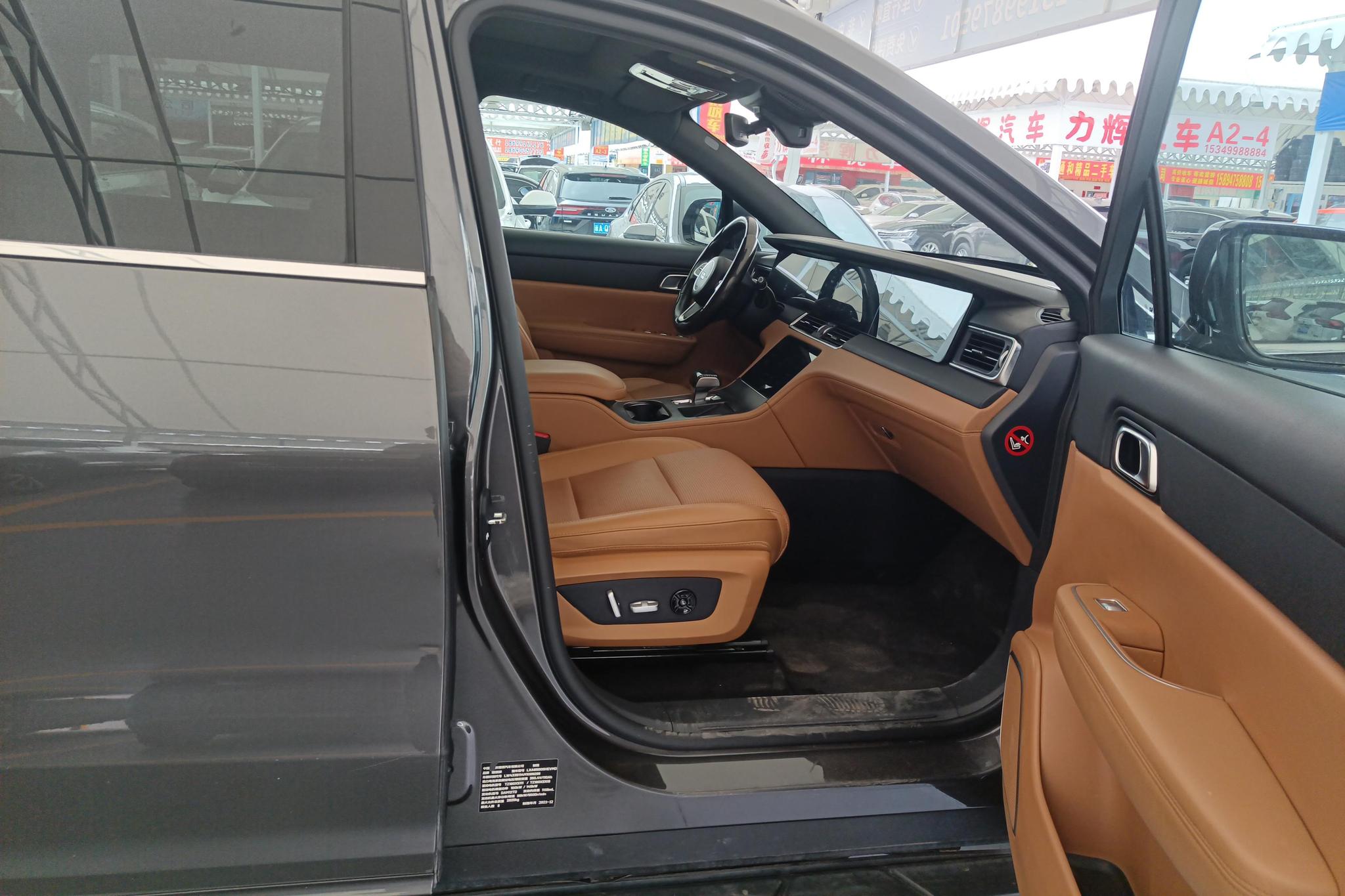 Li Auto ONE 2021 6 мест