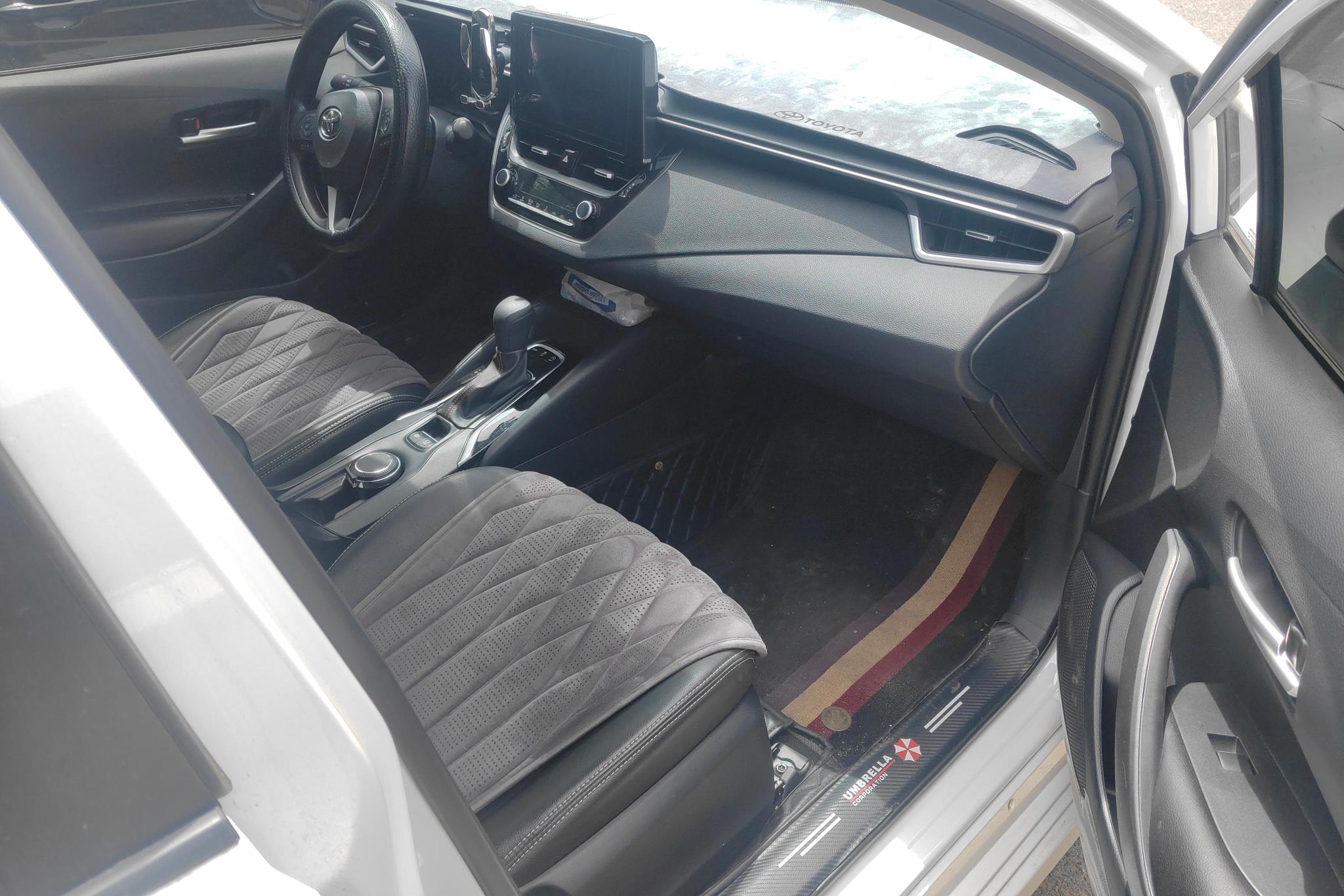 Toyota Corolla 2021 Белый из Китая, фото 2