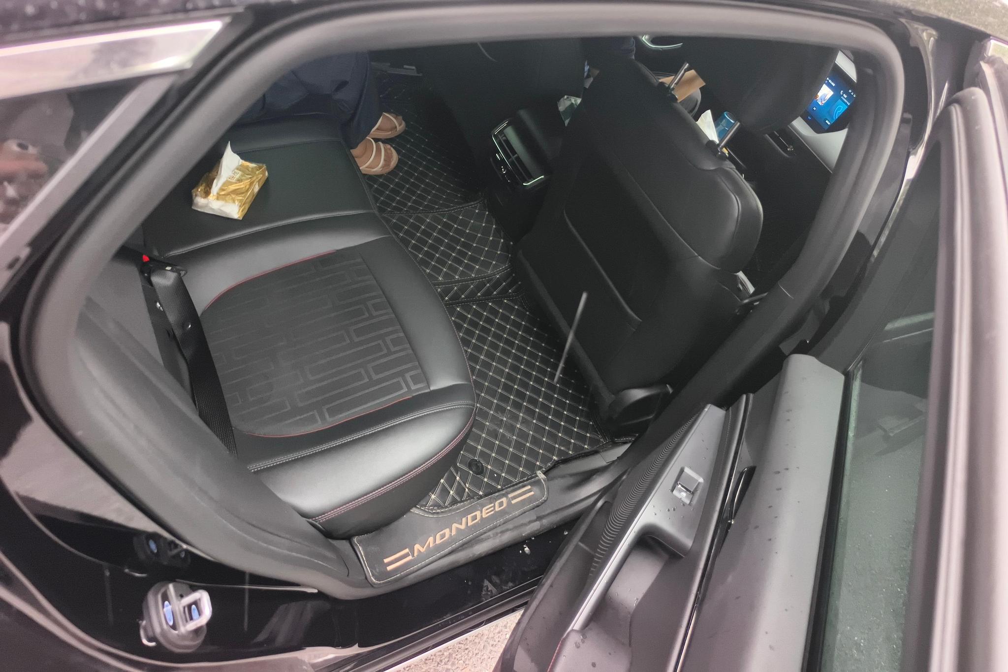 Ford Mondeo id 4439807 из Китая 9