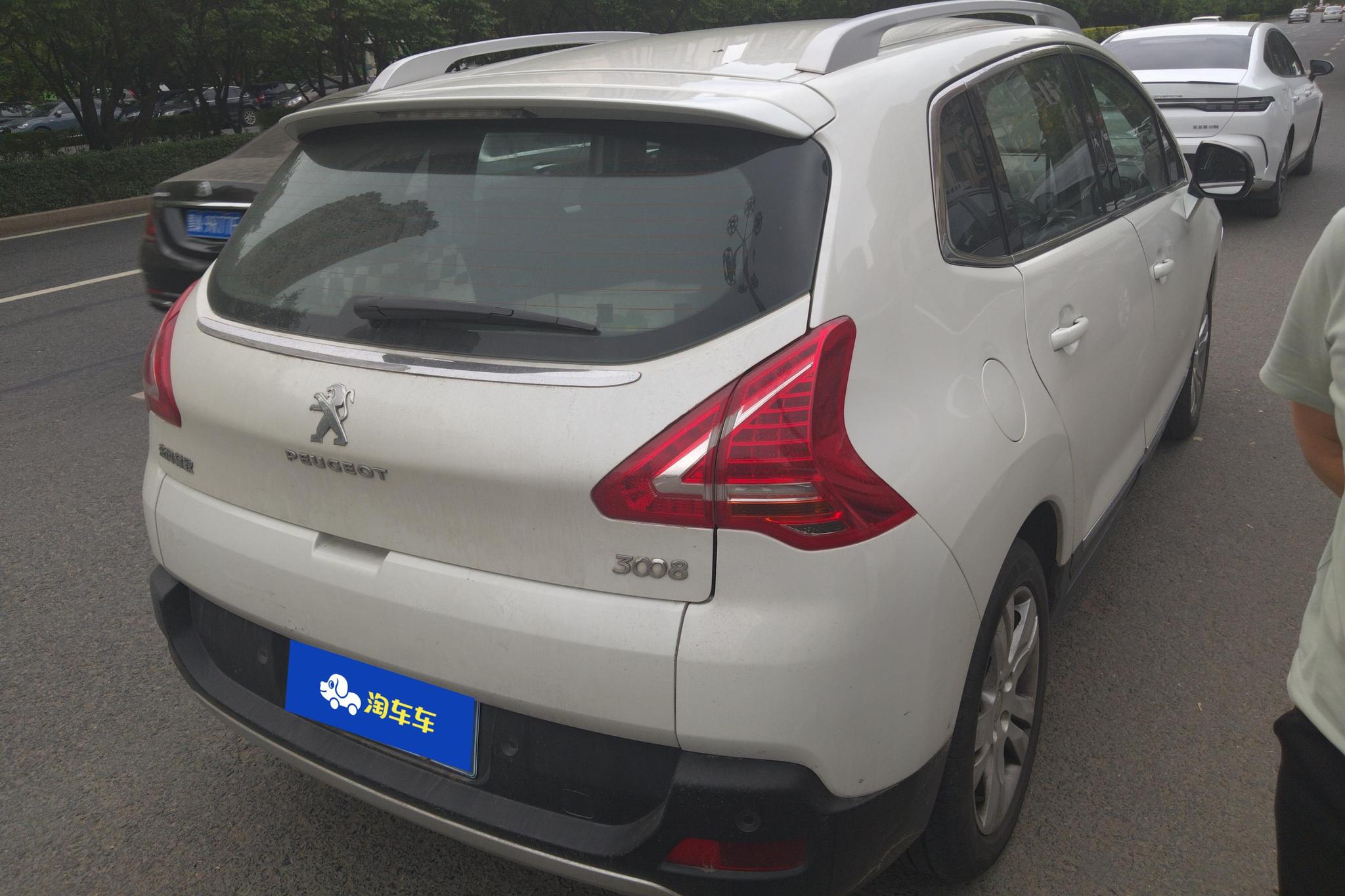 Peugeot 3008 2015 2.0L AT