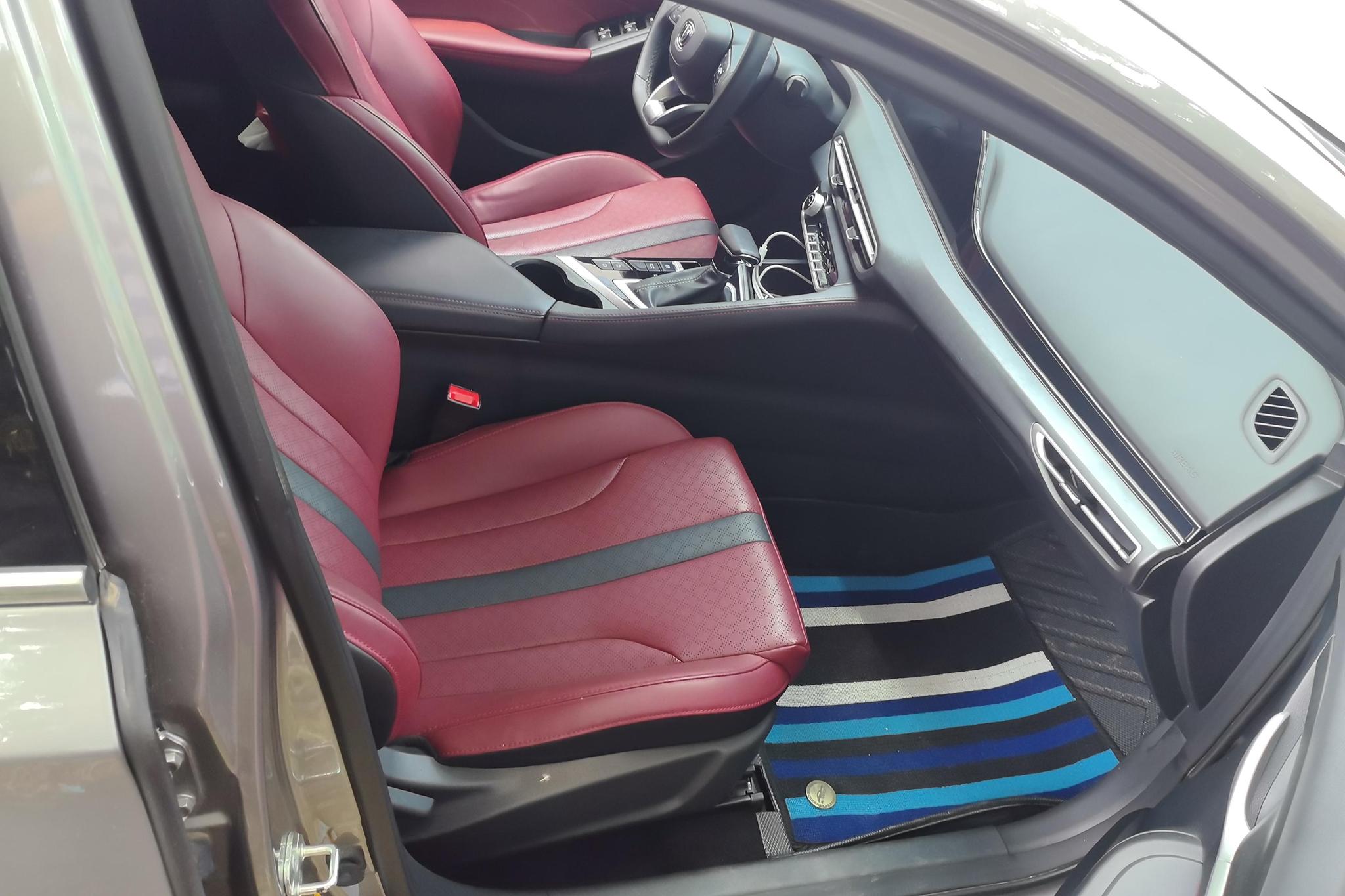Changan Eado 2021 PLUS NE 1.4T GDI DCT Luxury