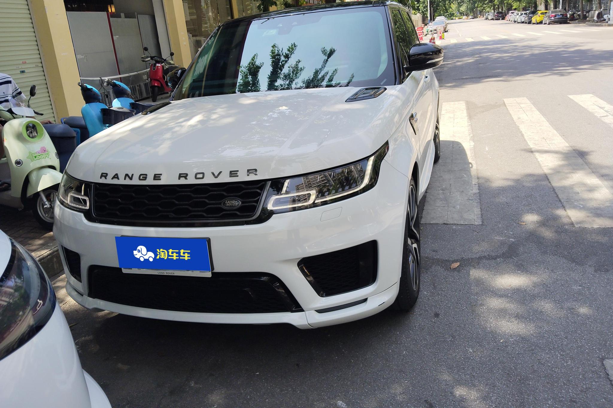 Land Rover Range Rover Sport Sport 2019 3.0 L6 HSE DYNAMIC