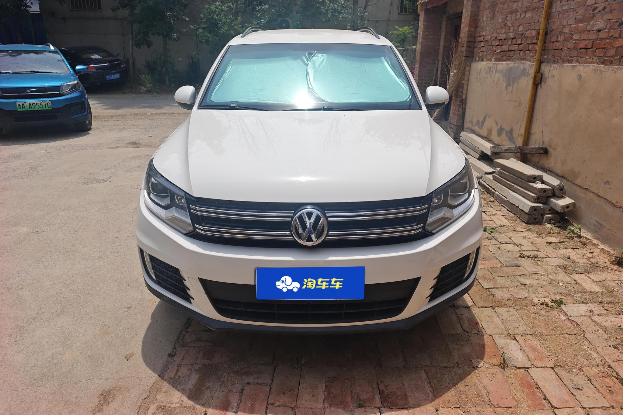 Volkswagen Tiguan 2015 1.8TSI AT