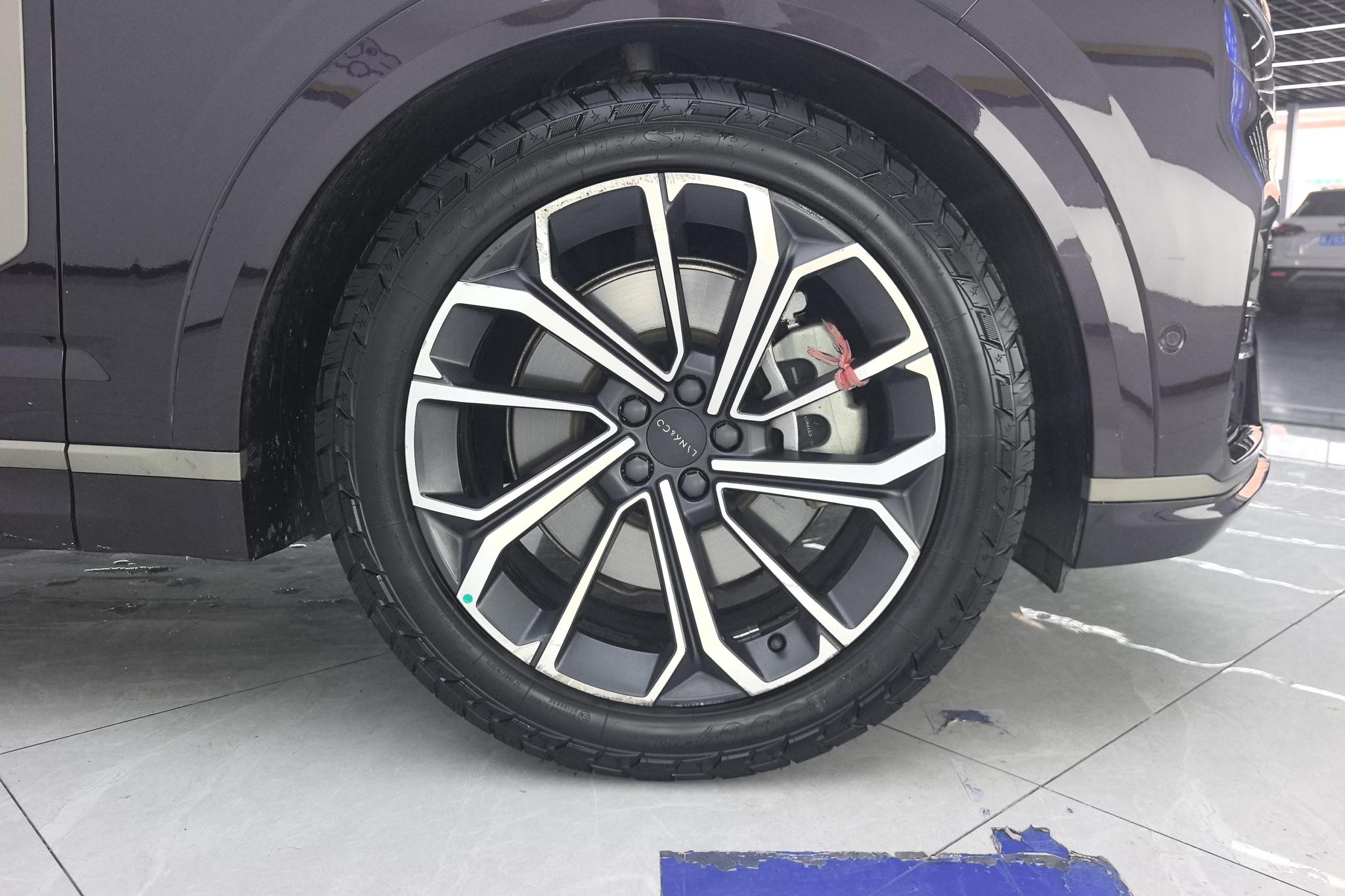 Lynk & Co 09 EM-P 2021 2.0TD местUltra