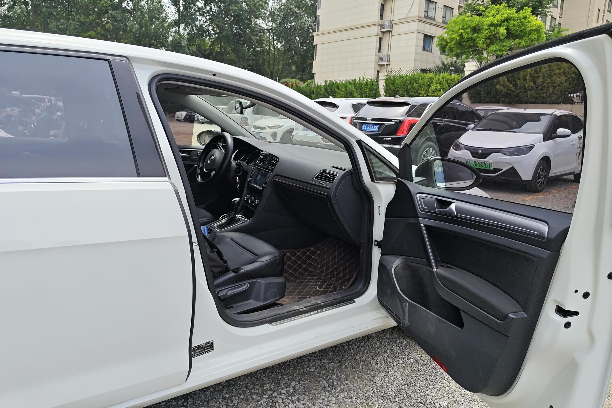 Volkswagen Golf 2017 1.6L AT Comfort