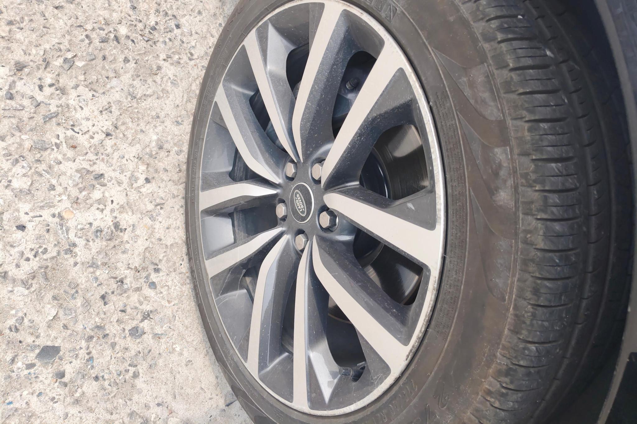 Land Rover Discovery 2023 360PS R-Dynamic SE