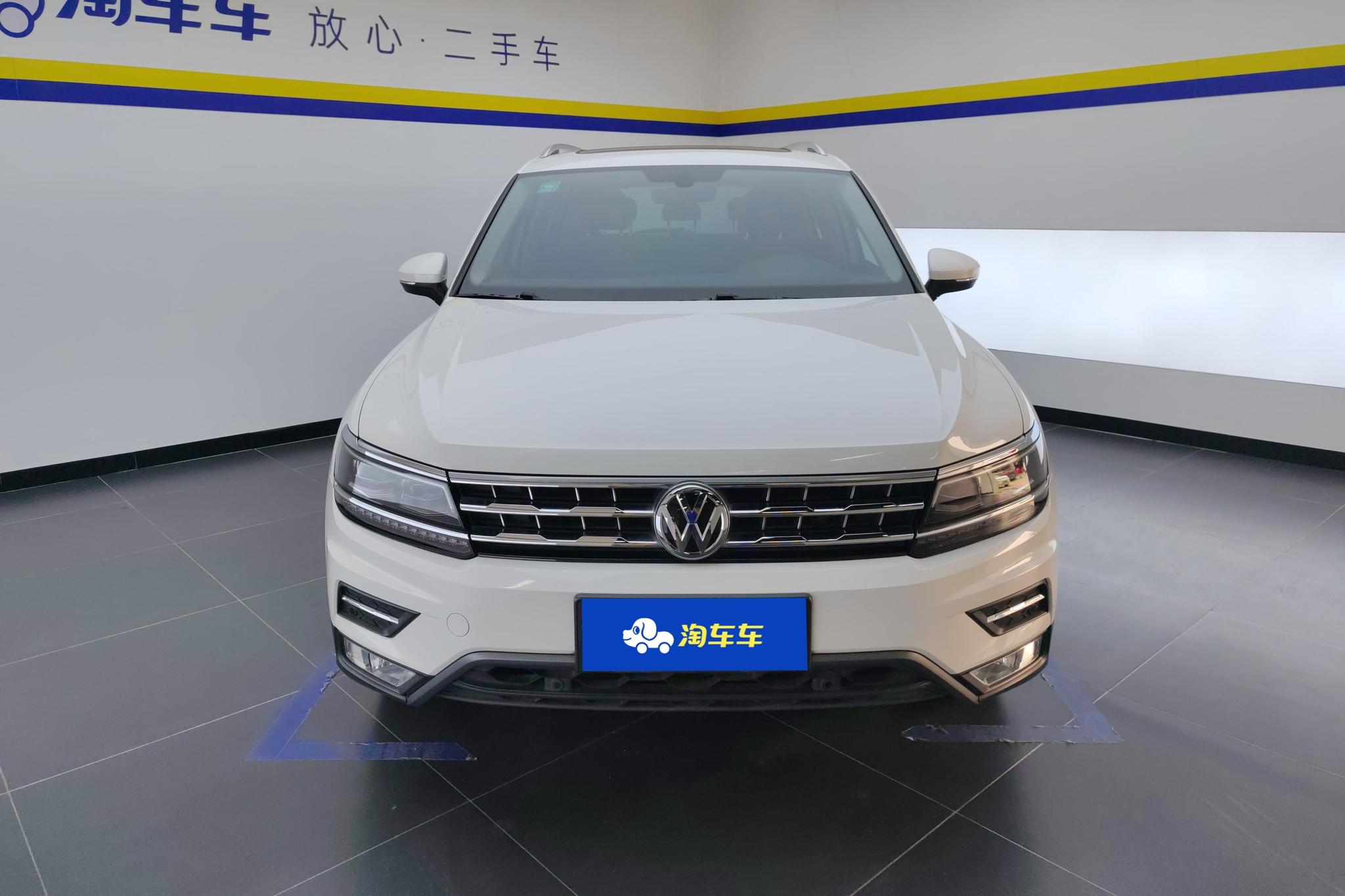 Volkswagen Tiguan L L 2017 330TSI AT Flagship
