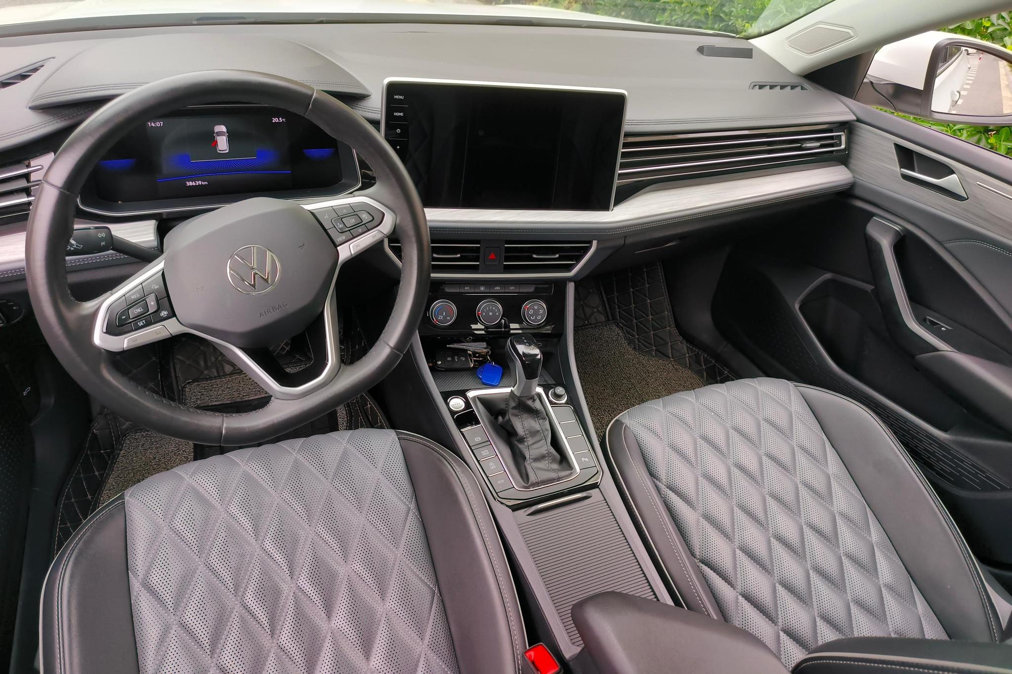 Volkswagen Sagitar 2022 Белый из Китая, фото 6