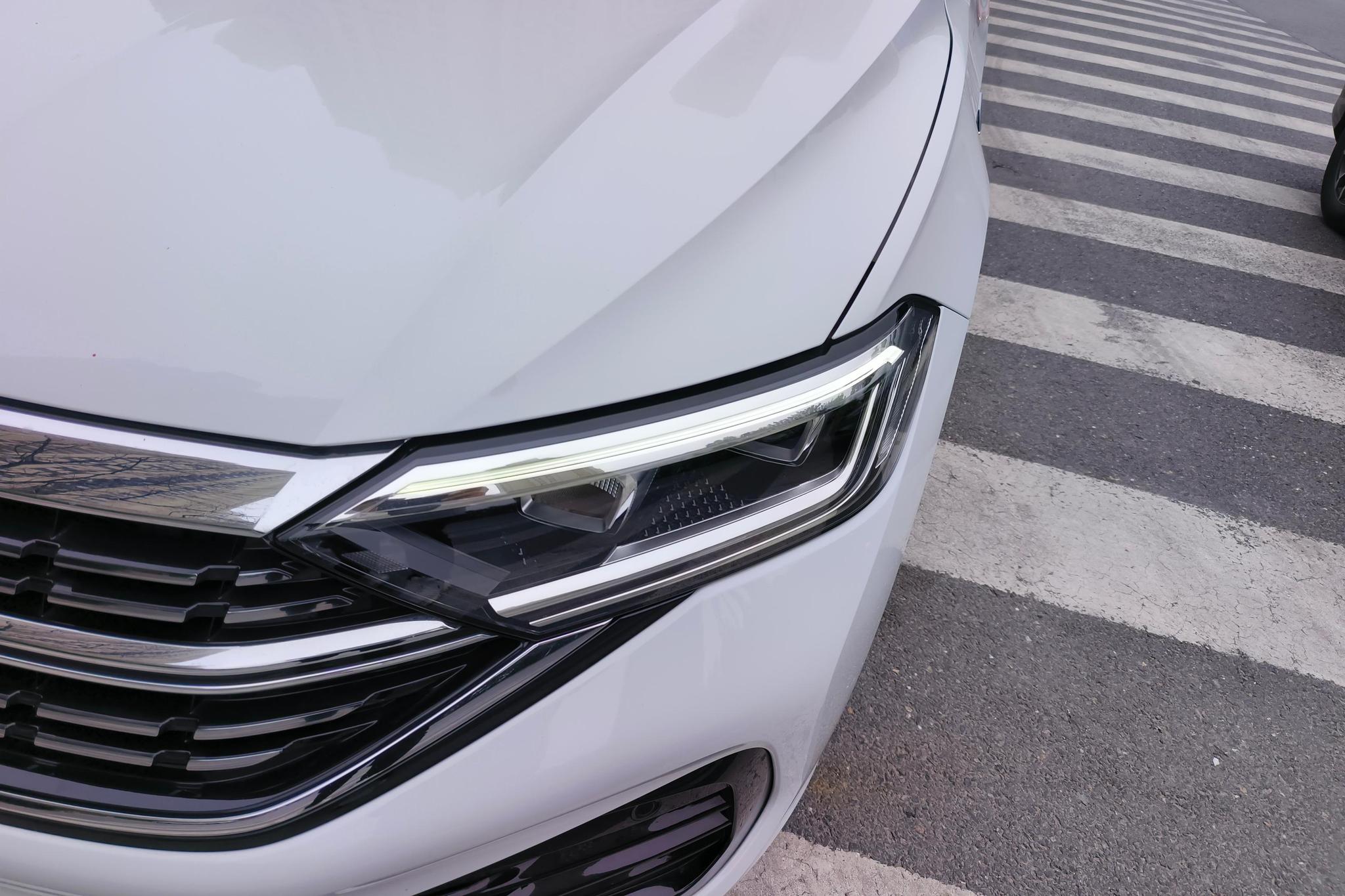 Volkswagen Sagitar id 4440065 из Китая 12