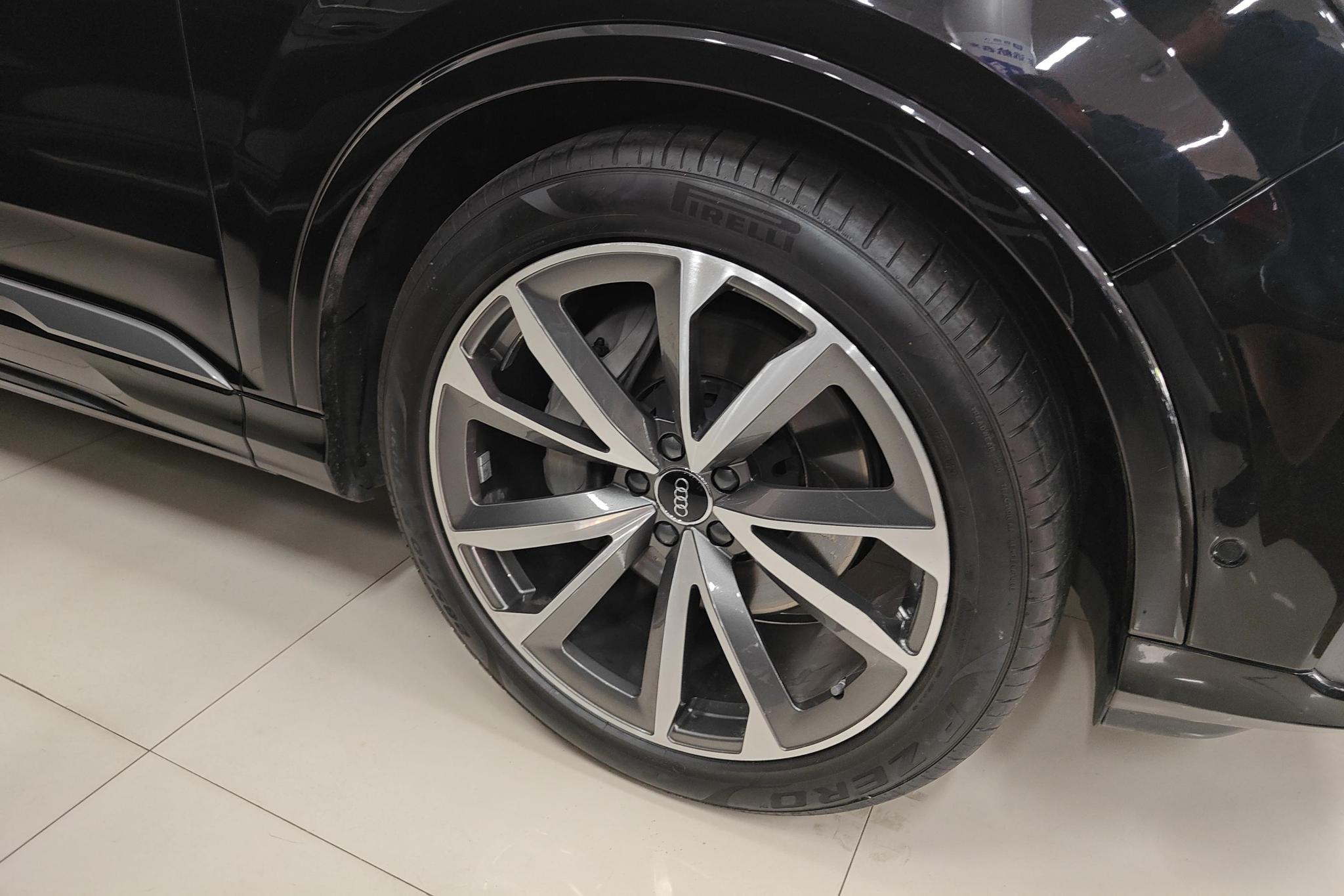 Audi Q7 2023 55 TFSI quattro S line Sport