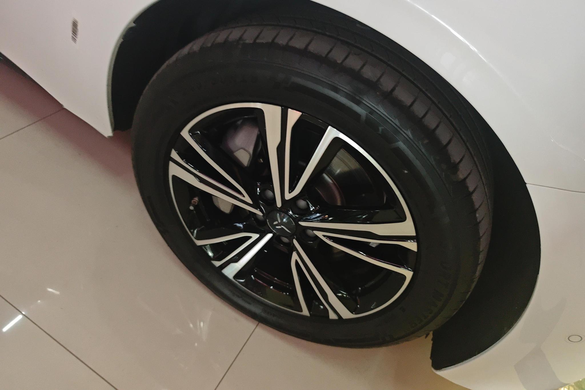 Hongqi EH7 2024 690 Pro