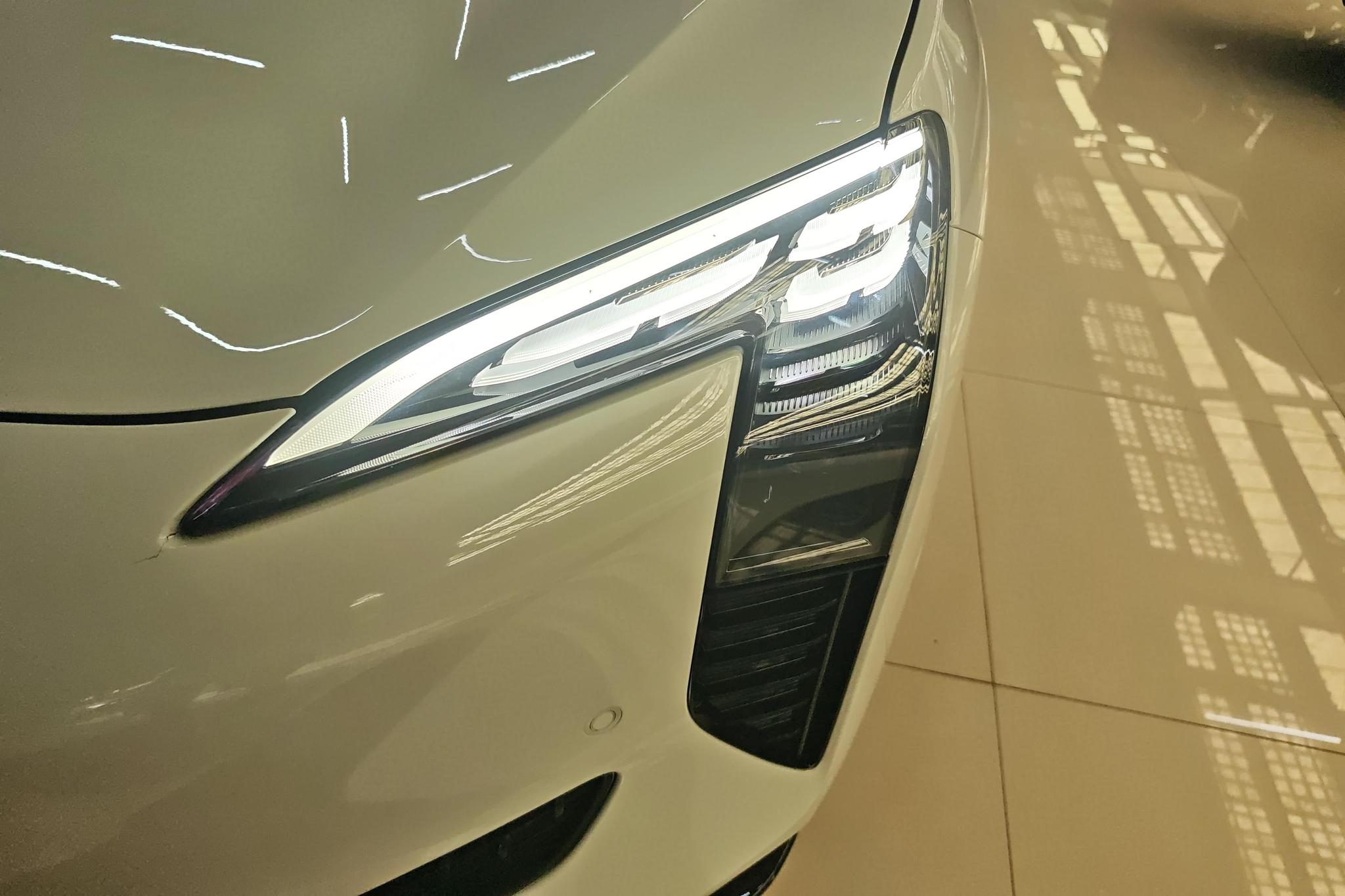 Hongqi EH7 2024 690 Pro