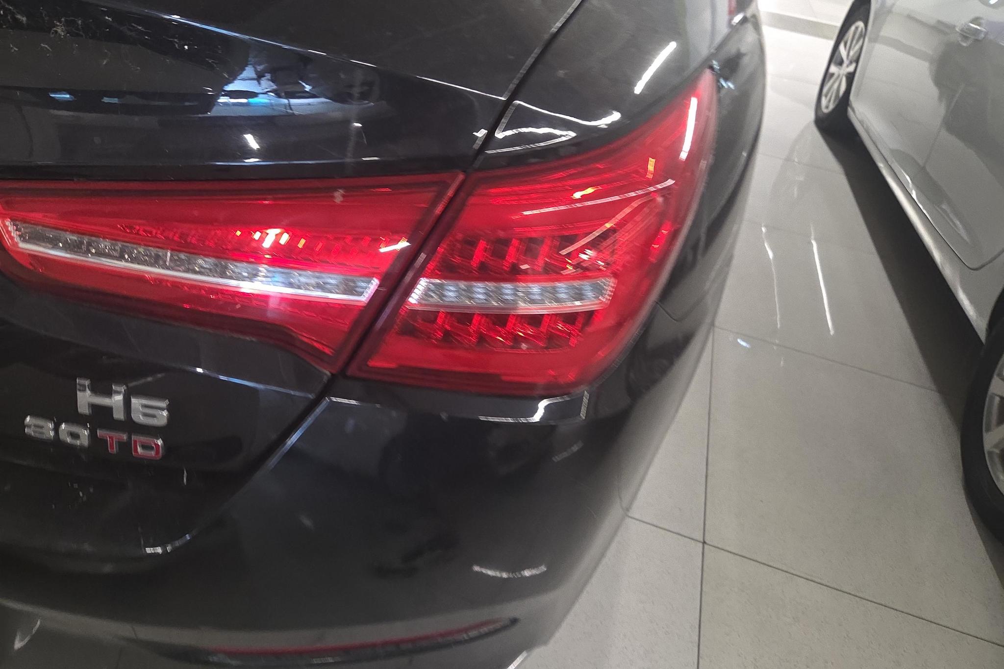Hongqi H5 2019 30TD