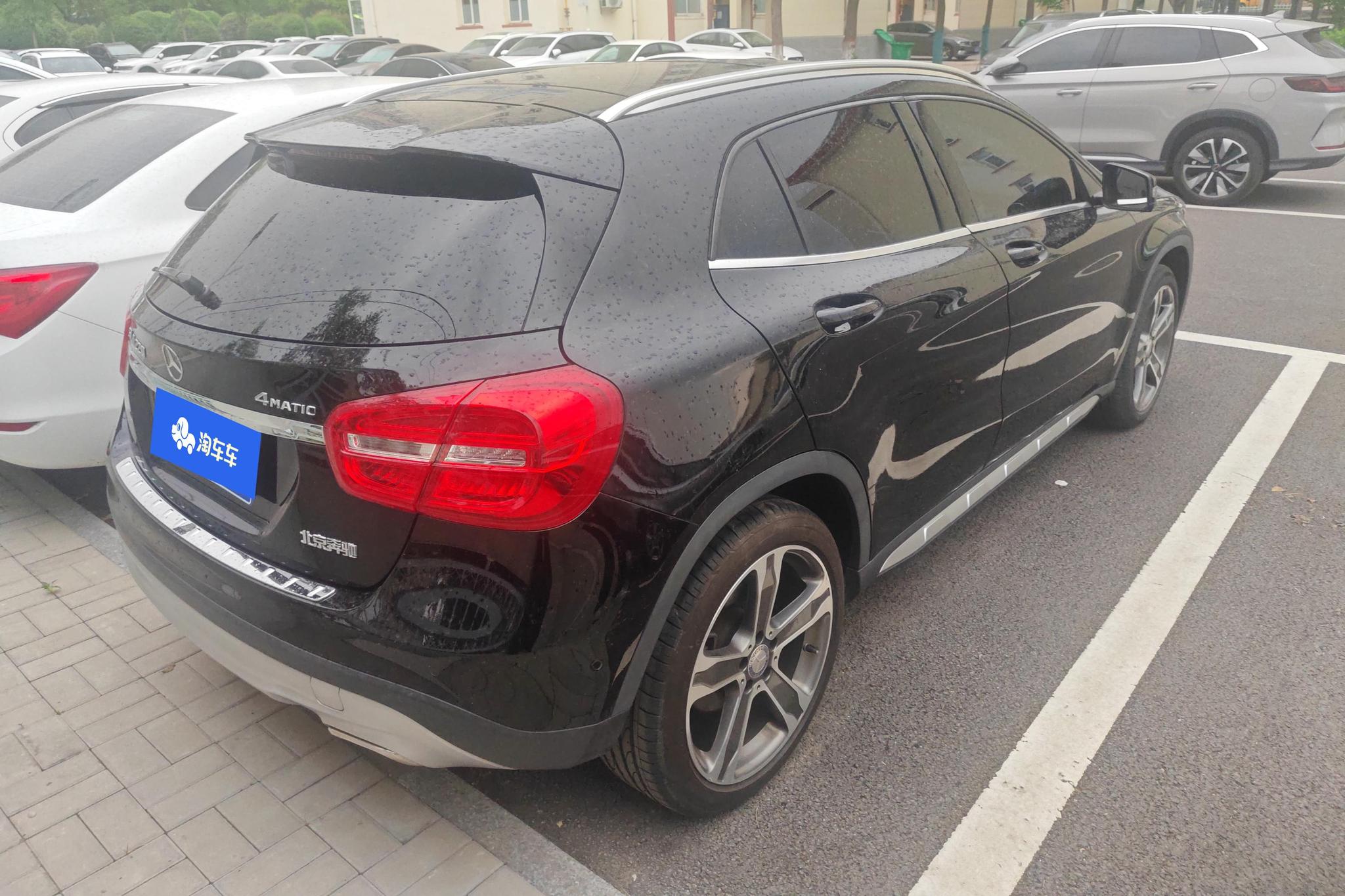Mercedes-Benz GLA 2016 GLA 220 4MATIC Luxury