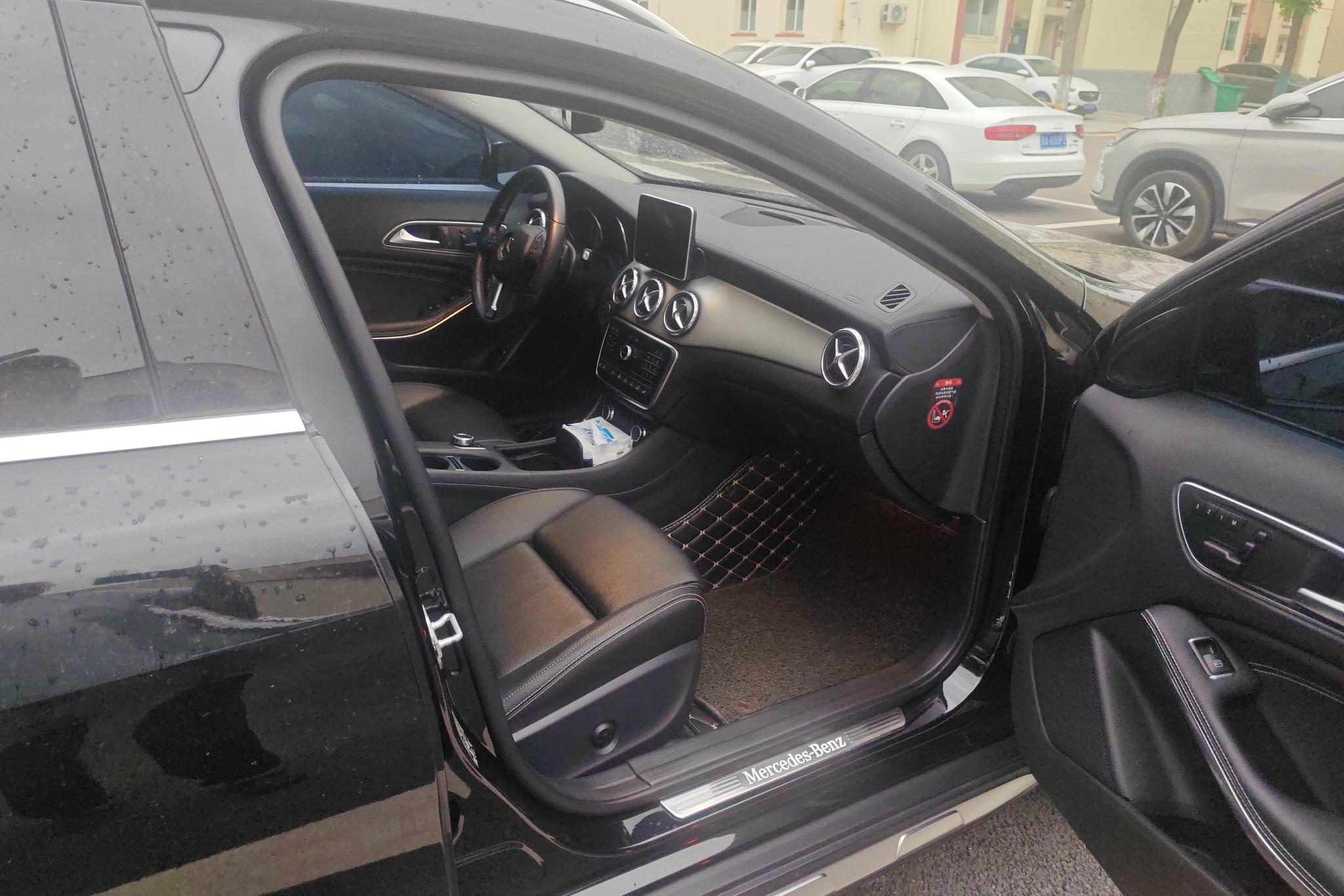 Mercedes-Benz GLA 2016 GLA 220 4MATIC Luxury